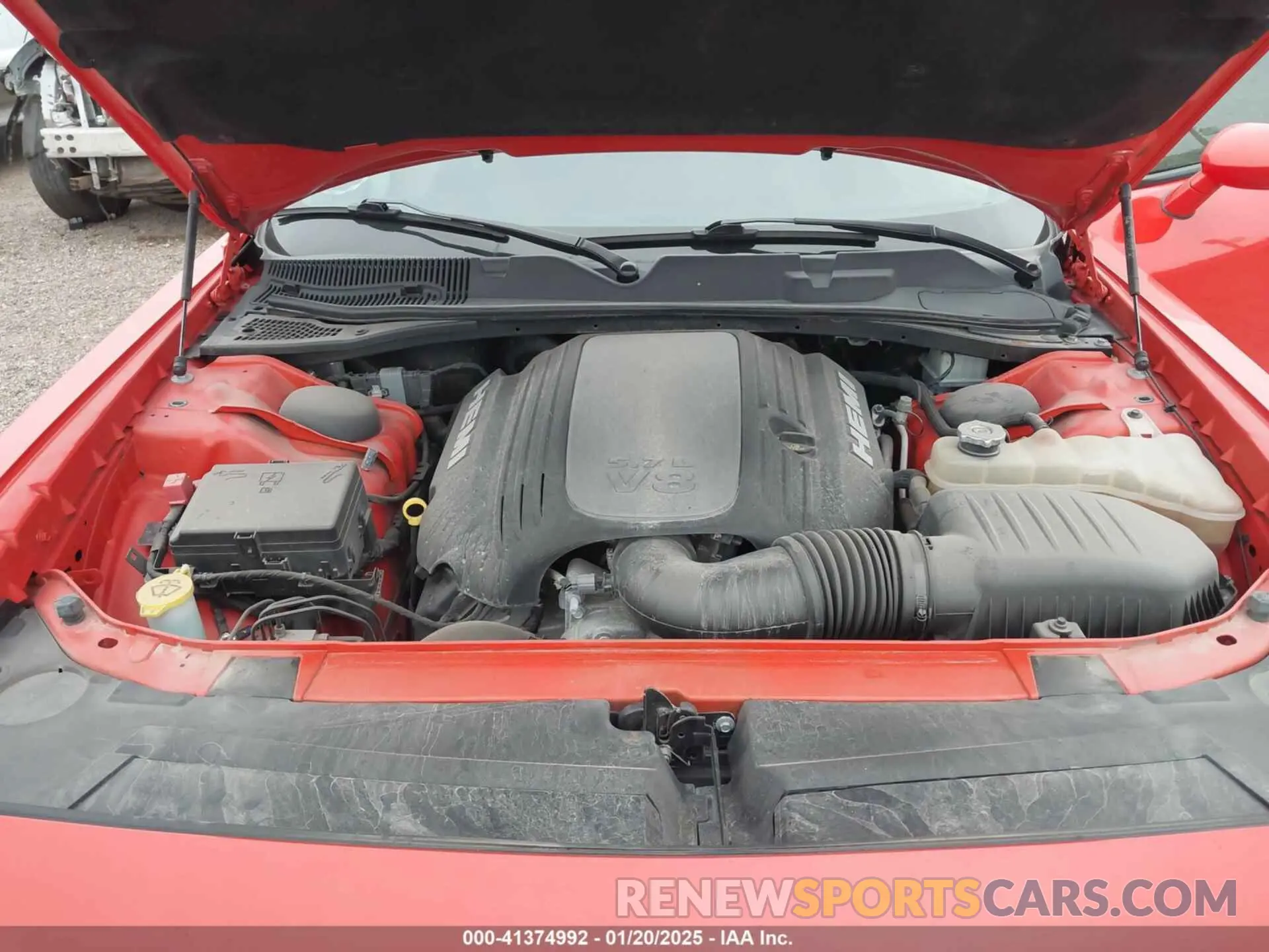 10 Photograph of a damaged car 2C3CDZBT5KH624151 DODGE CHALLENGER 2019