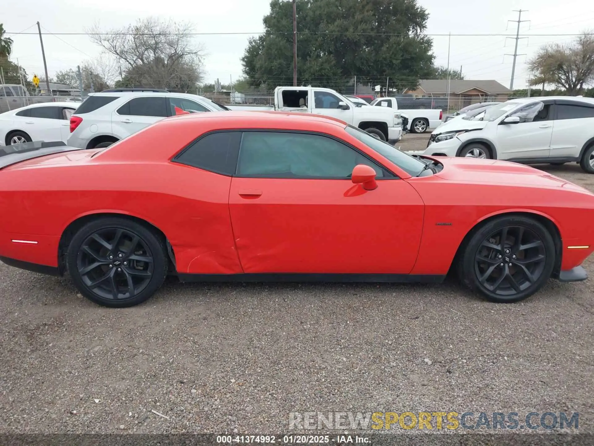 13 Photograph of a damaged car 2C3CDZBT5KH624151 DODGE CHALLENGER 2019