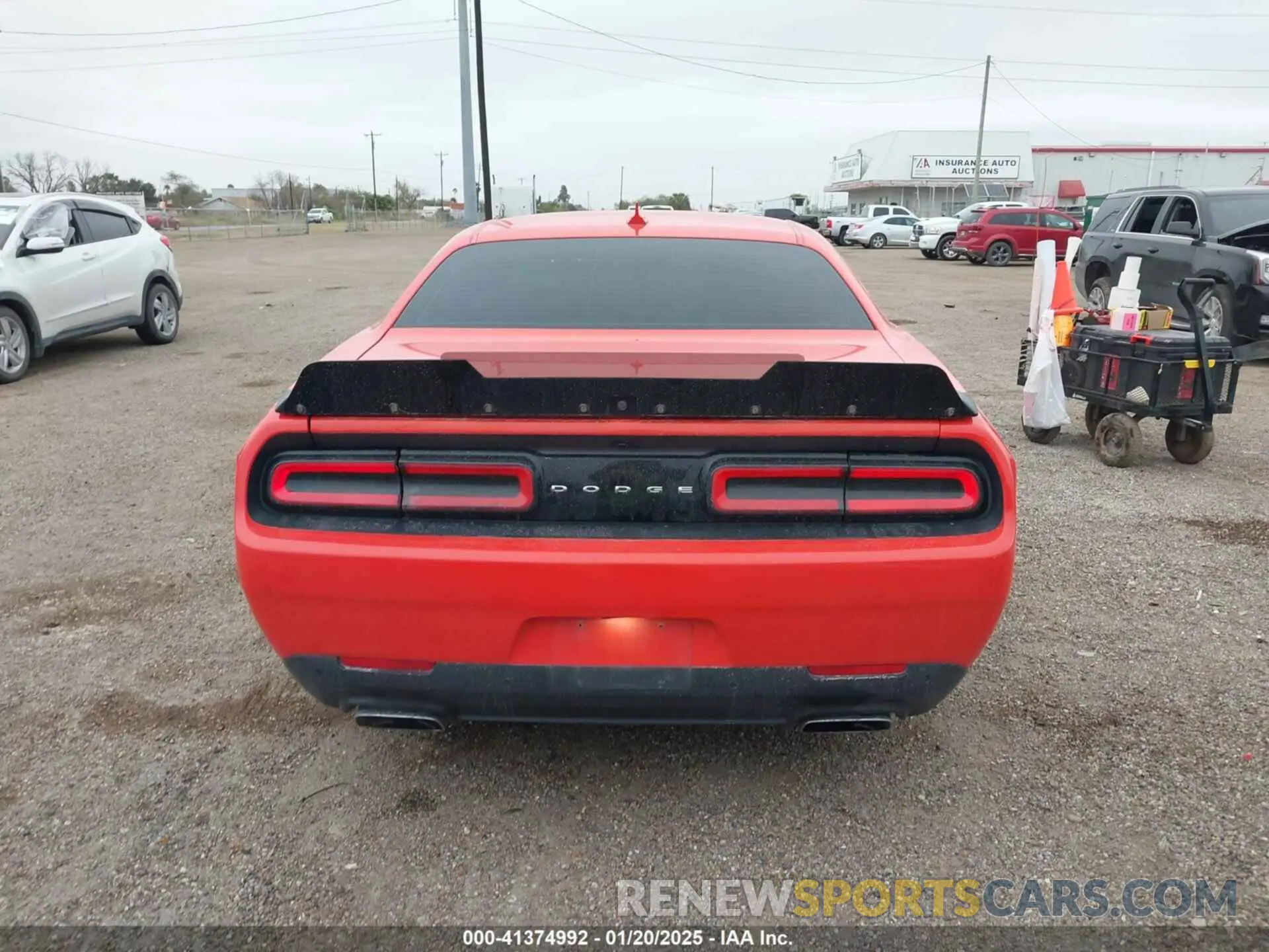 16 Photograph of a damaged car 2C3CDZBT5KH624151 DODGE CHALLENGER 2019