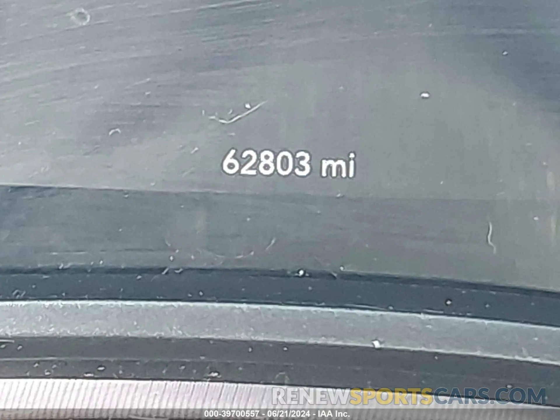 16 Photograph of a damaged car 2C3CDZBT5KH642195 DODGE CHALLENGER 2019
