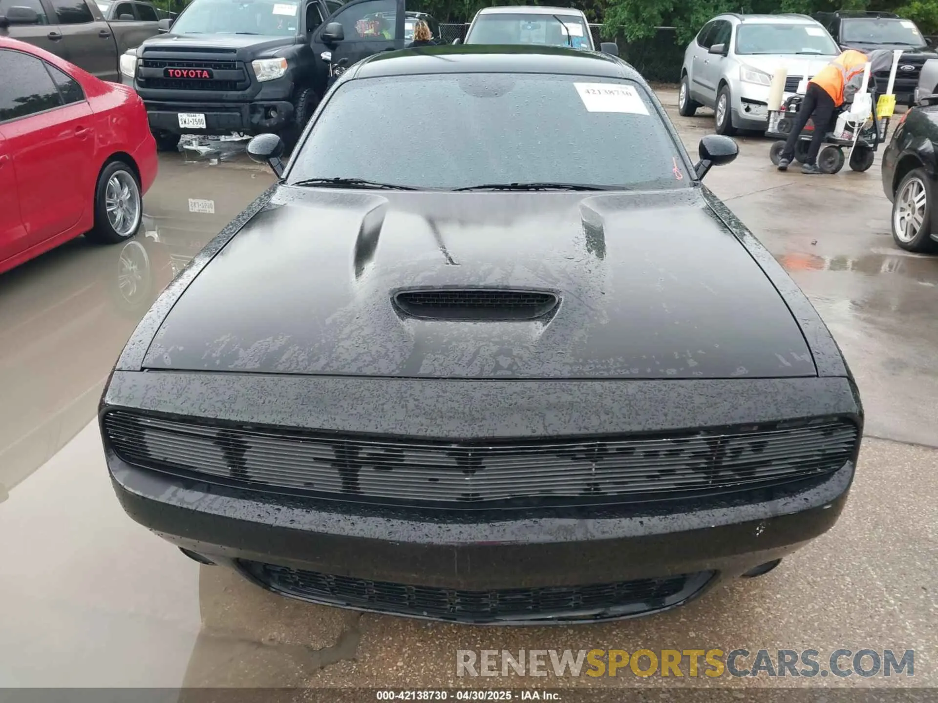 12 Photograph of a damaged car 2C3CDZBT6KH504293 DODGE CHALLENGER 2019