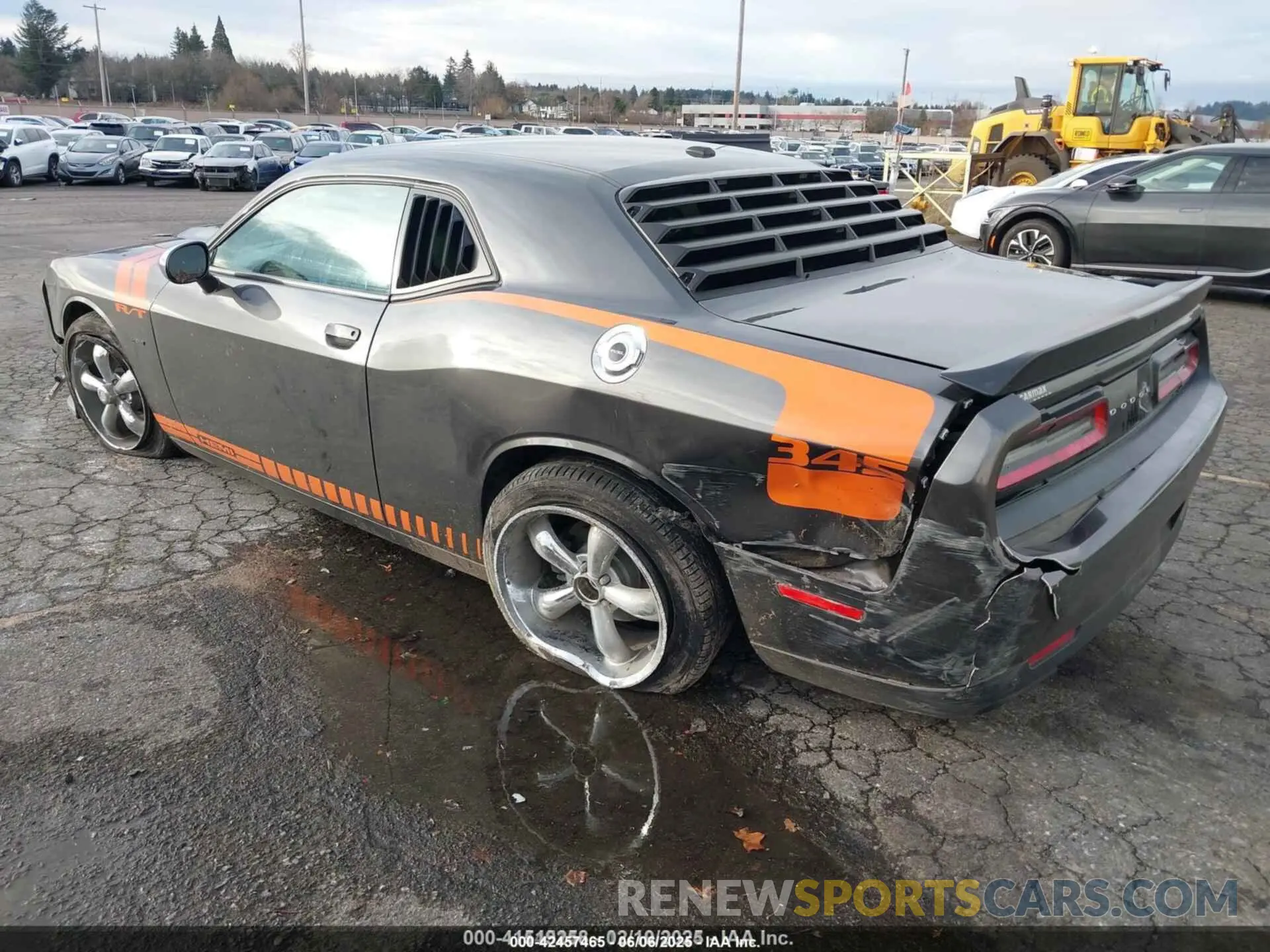 3 Photograph of a damaged car 2C3CDZBT6KH652184 DODGE CHALLENGER 2019