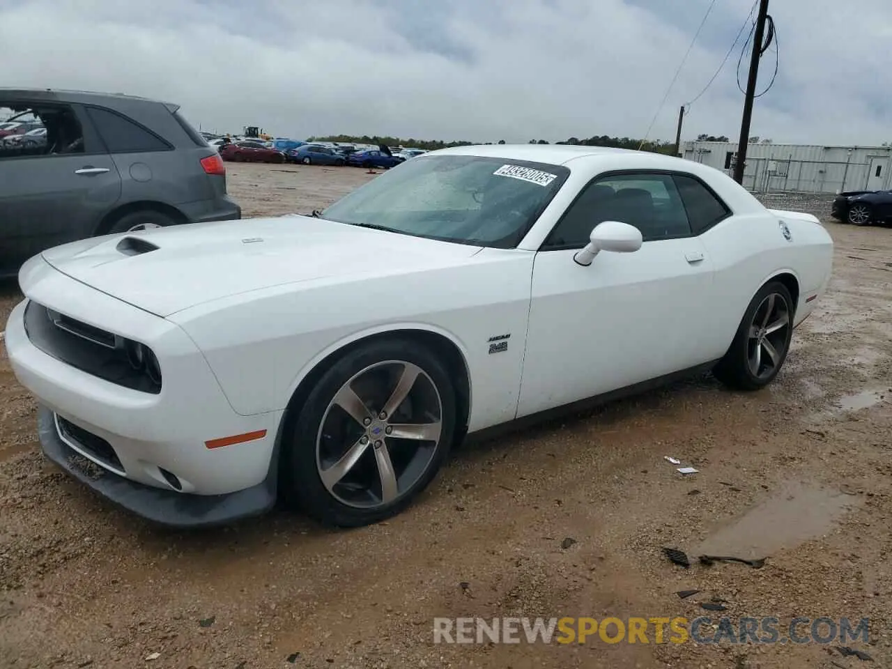 1 Photograph of a damaged car 2C3CDZBT7KH511933 DODGE CHALLENGER 2019