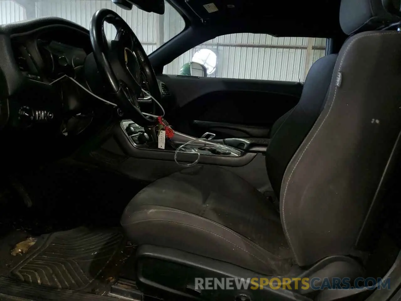 7 Photograph of a damaged car 2C3CDZBT7KH531342 DODGE CHALLENGER 2019