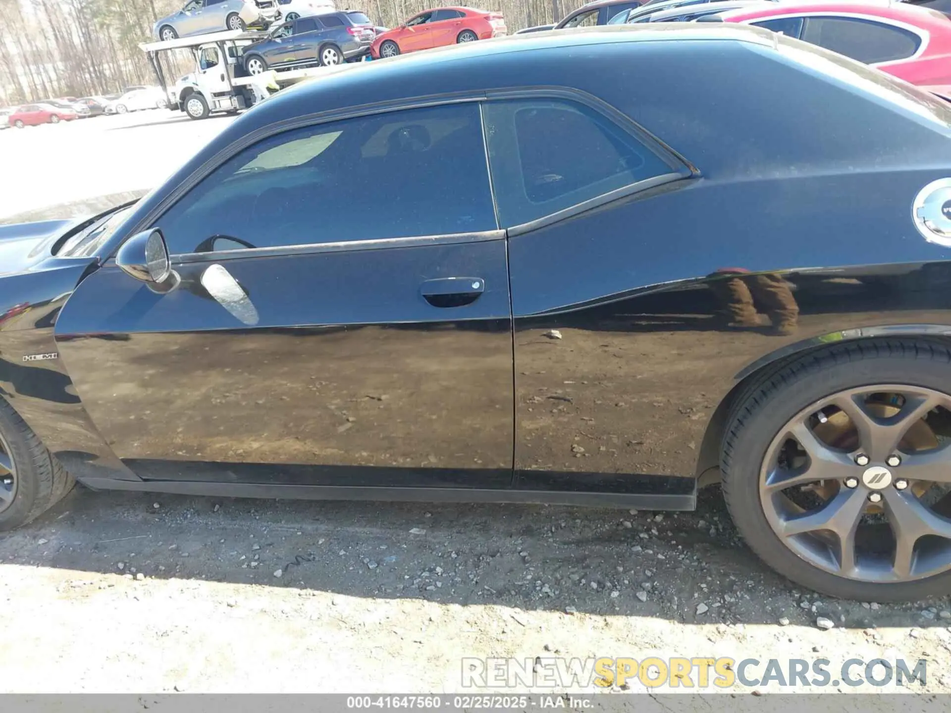 15 Photograph of a damaged car 2C3CDZBT7KH583408 DODGE CHALLENGER 2019
