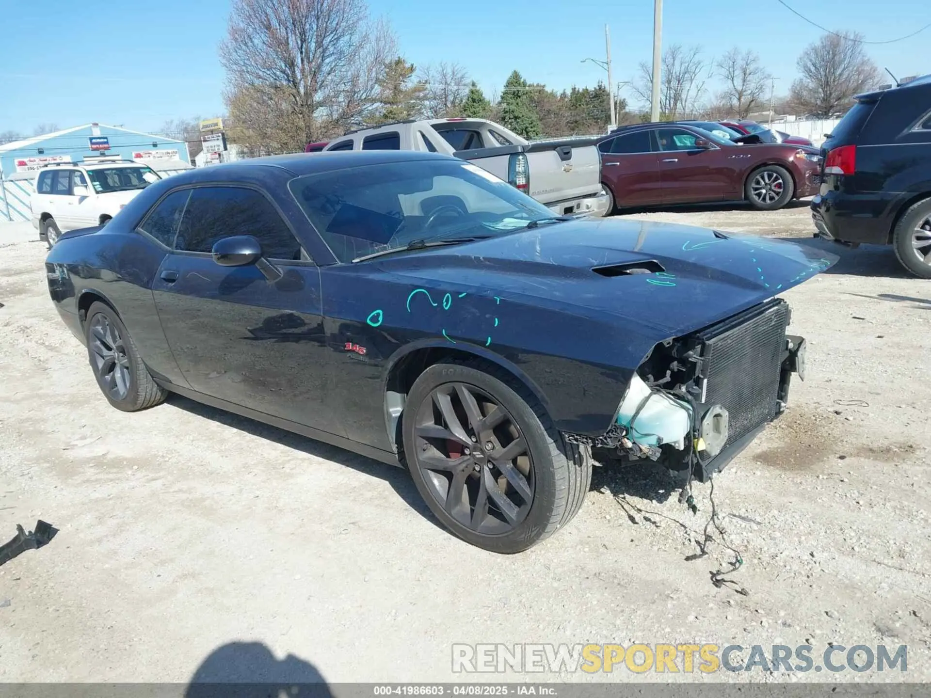 1 Photograph of a damaged car 2C3CDZBT7KH629240 DODGE CHALLENGER 2019