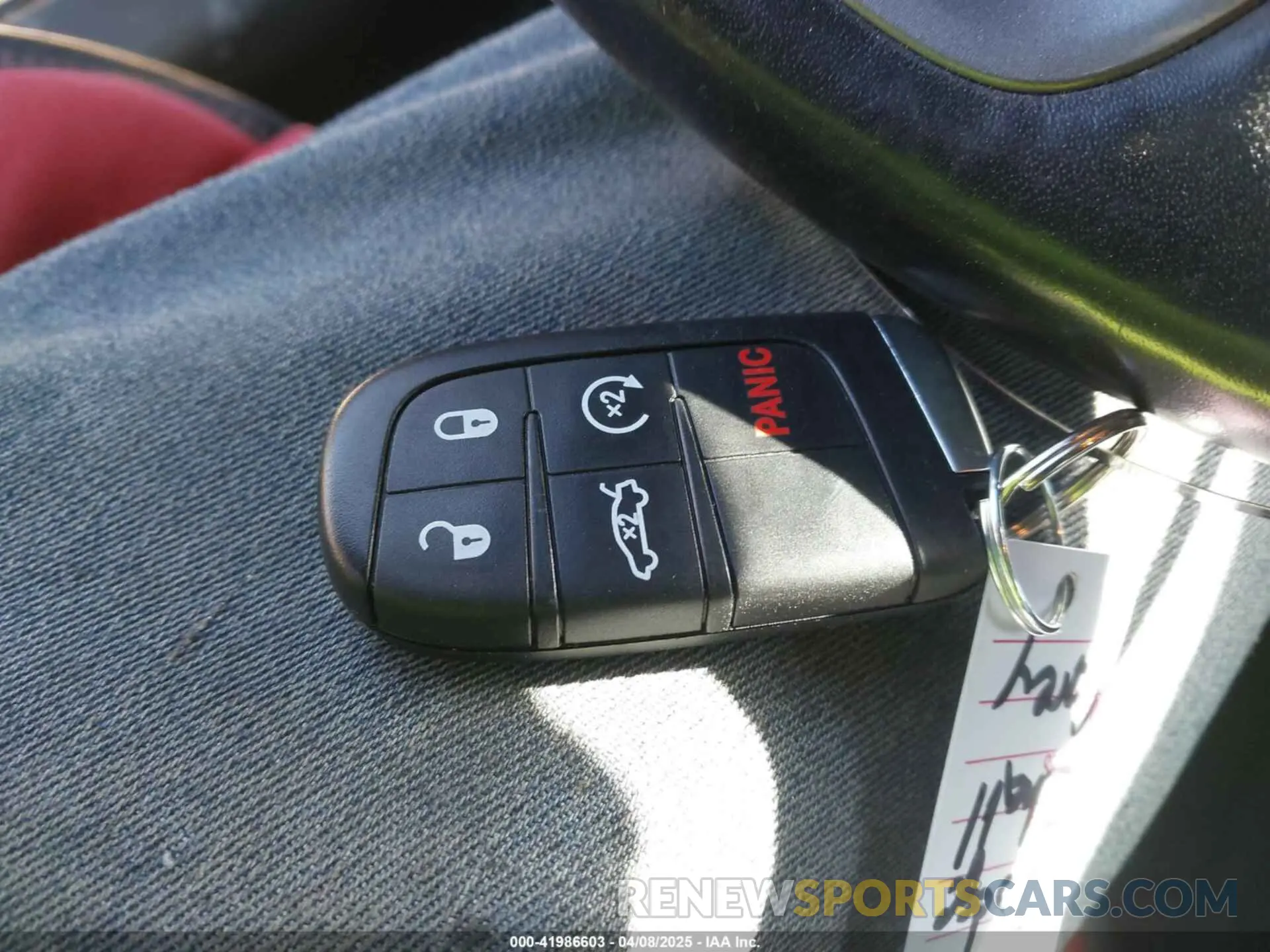 11 Photograph of a damaged car 2C3CDZBT7KH629240 DODGE CHALLENGER 2019