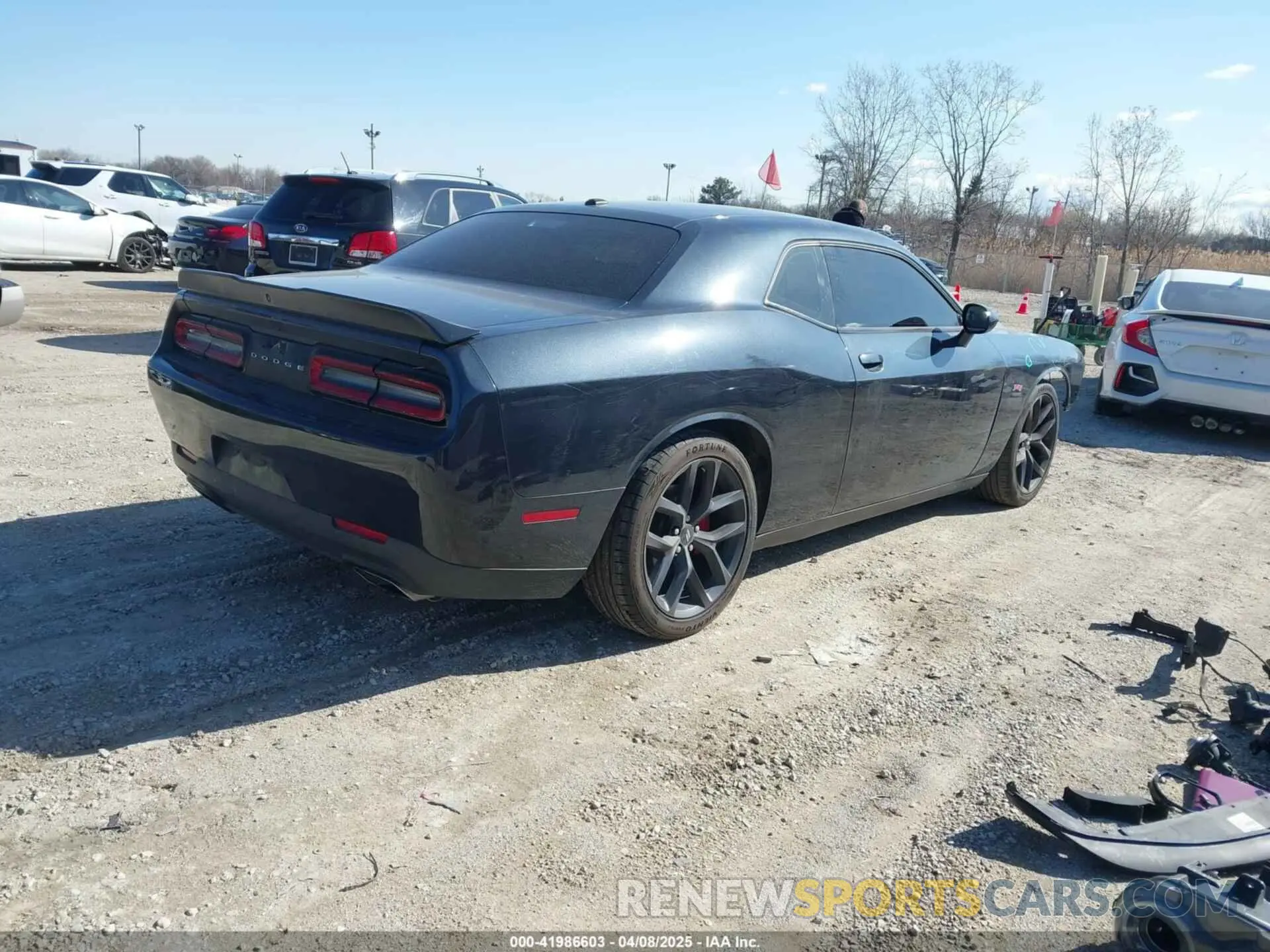 4 Photograph of a damaged car 2C3CDZBT7KH629240 DODGE CHALLENGER 2019