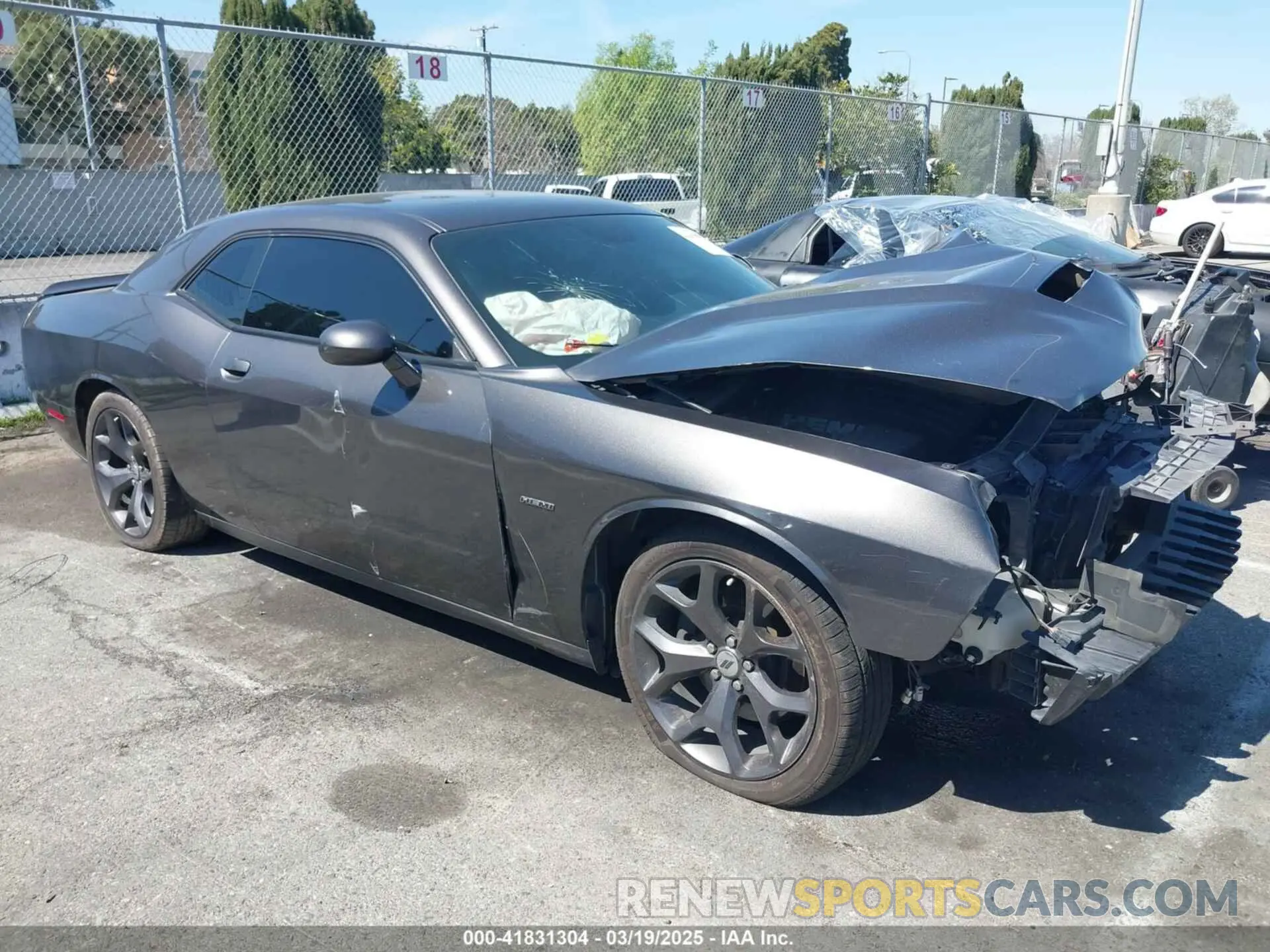 12 Photograph of a damaged car 2C3CDZBT7KH641758 DODGE CHALLENGER 2019