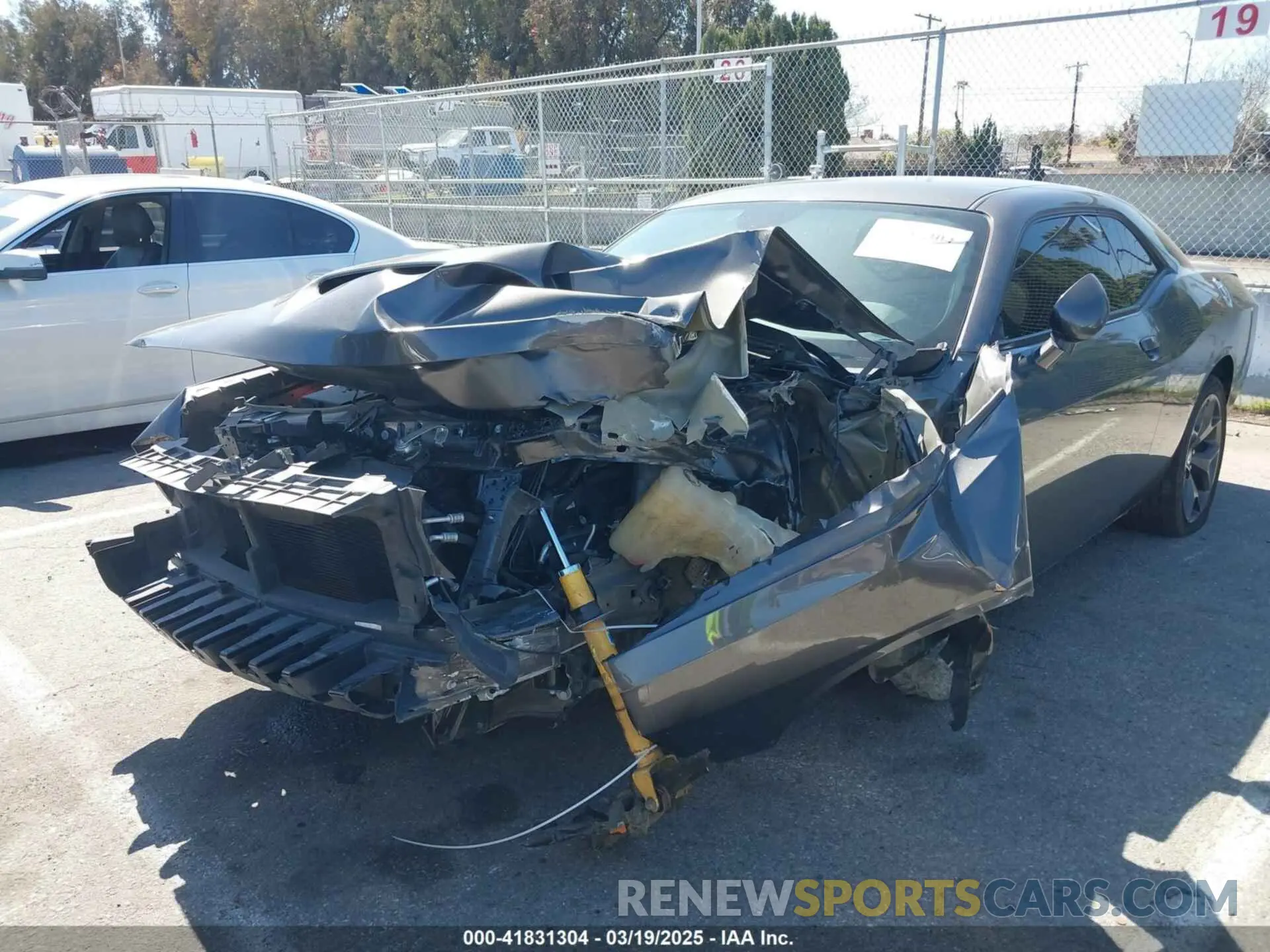 2 Photograph of a damaged car 2C3CDZBT7KH641758 DODGE CHALLENGER 2019