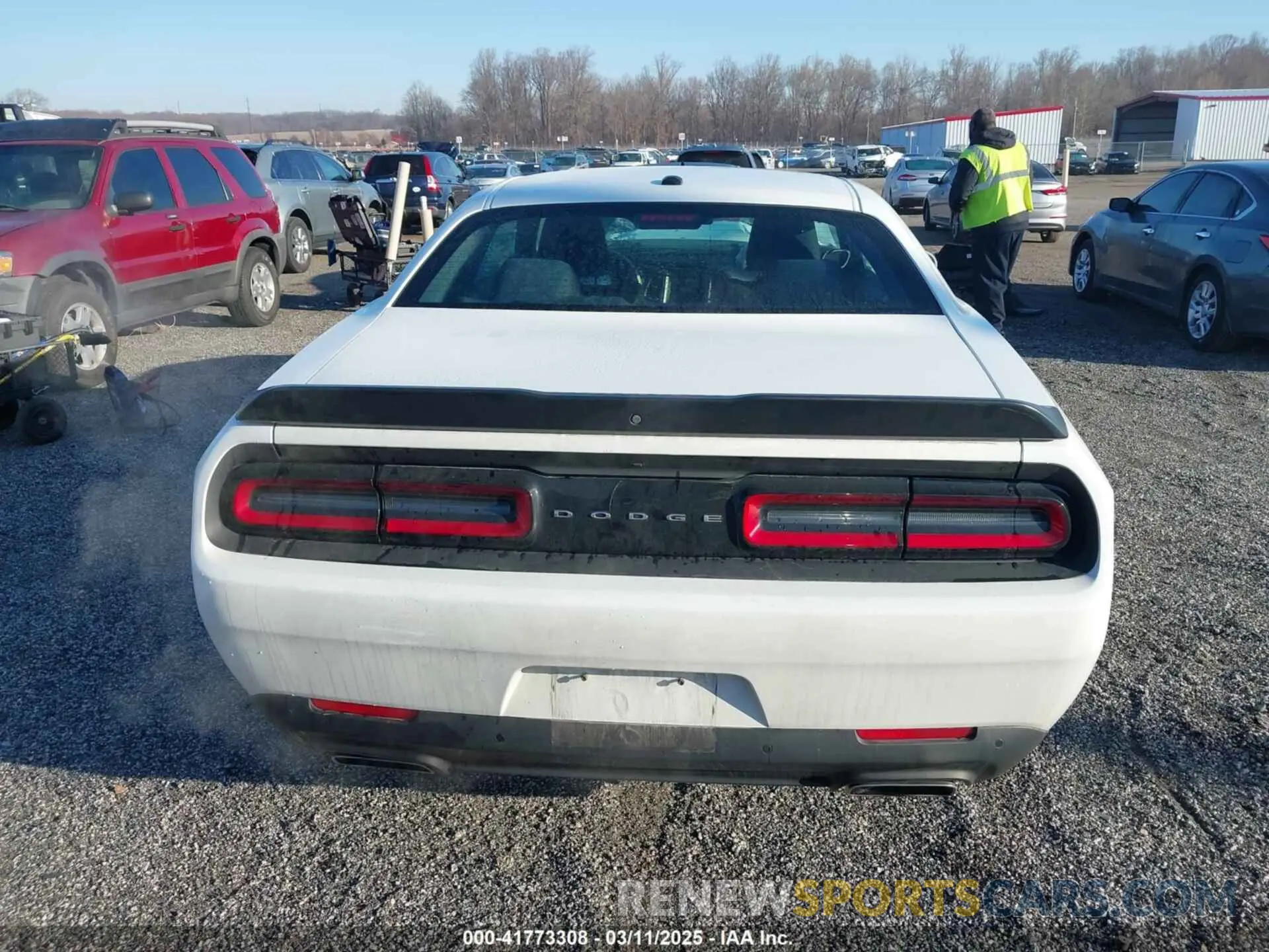 16 Photograph of a damaged car 2C3CDZBT7KH690121 DODGE CHALLENGER 2019