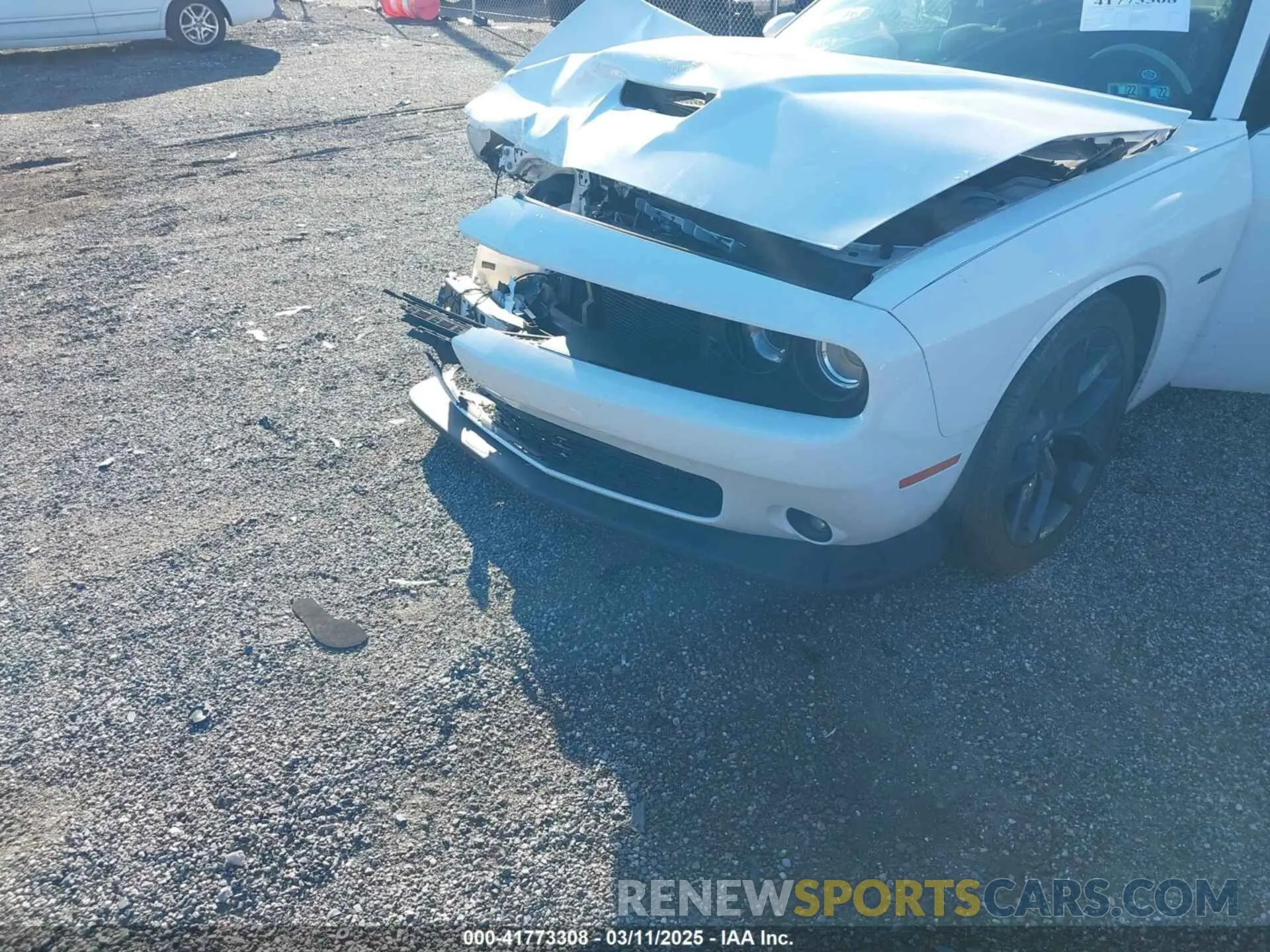 6 Photograph of a damaged car 2C3CDZBT7KH690121 DODGE CHALLENGER 2019