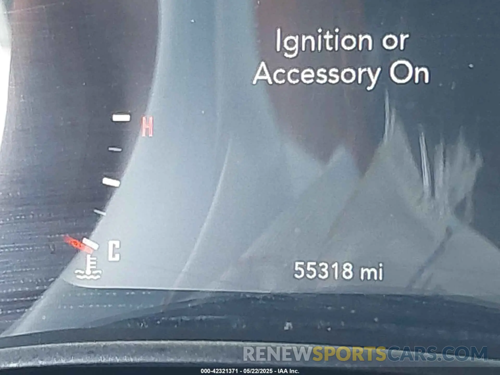 16 Photograph of a damaged car 2C3CDZBT8KH574054 DODGE CHALLENGER 2019