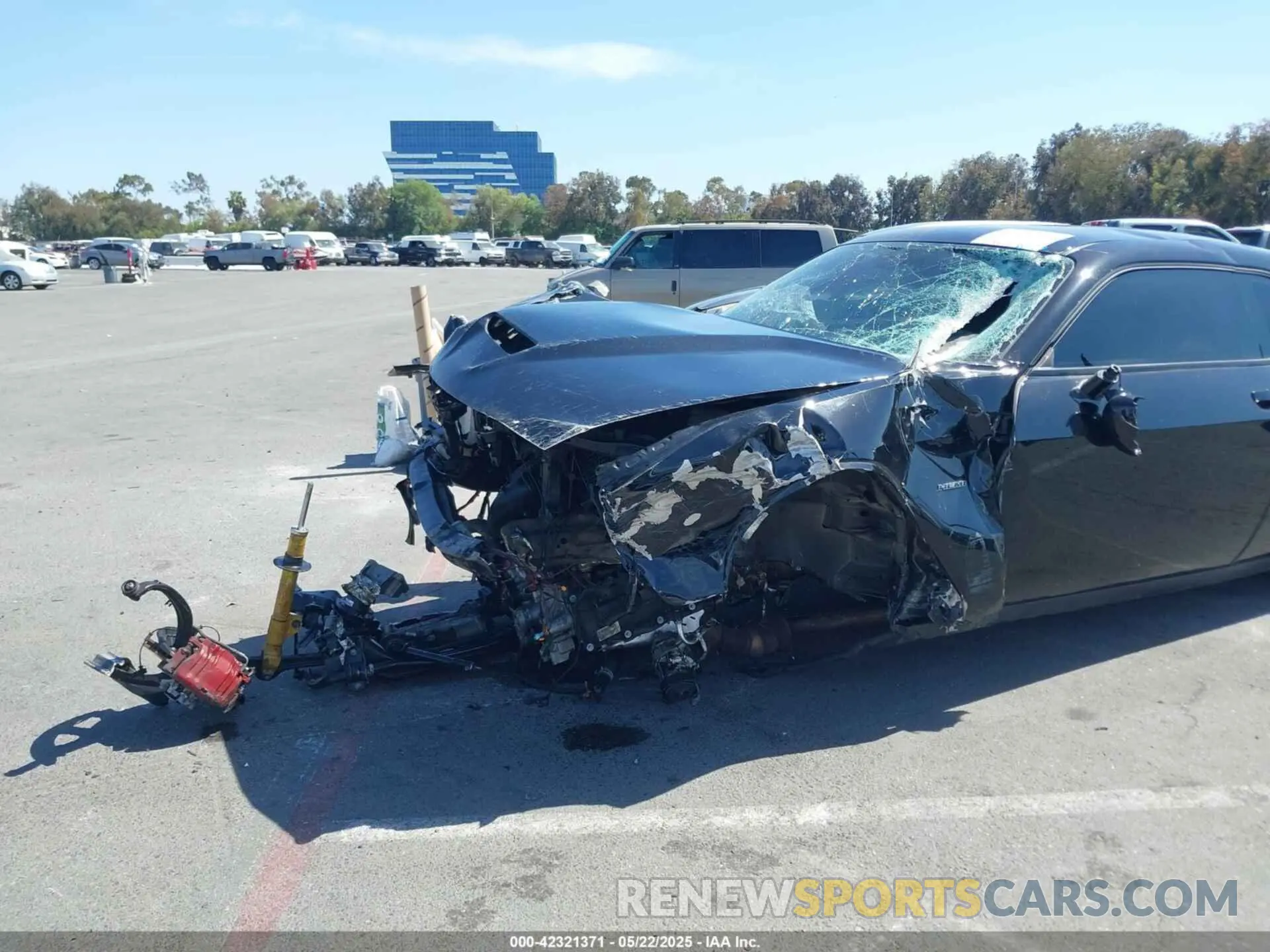 6 Photograph of a damaged car 2C3CDZBT8KH574054 DODGE CHALLENGER 2019