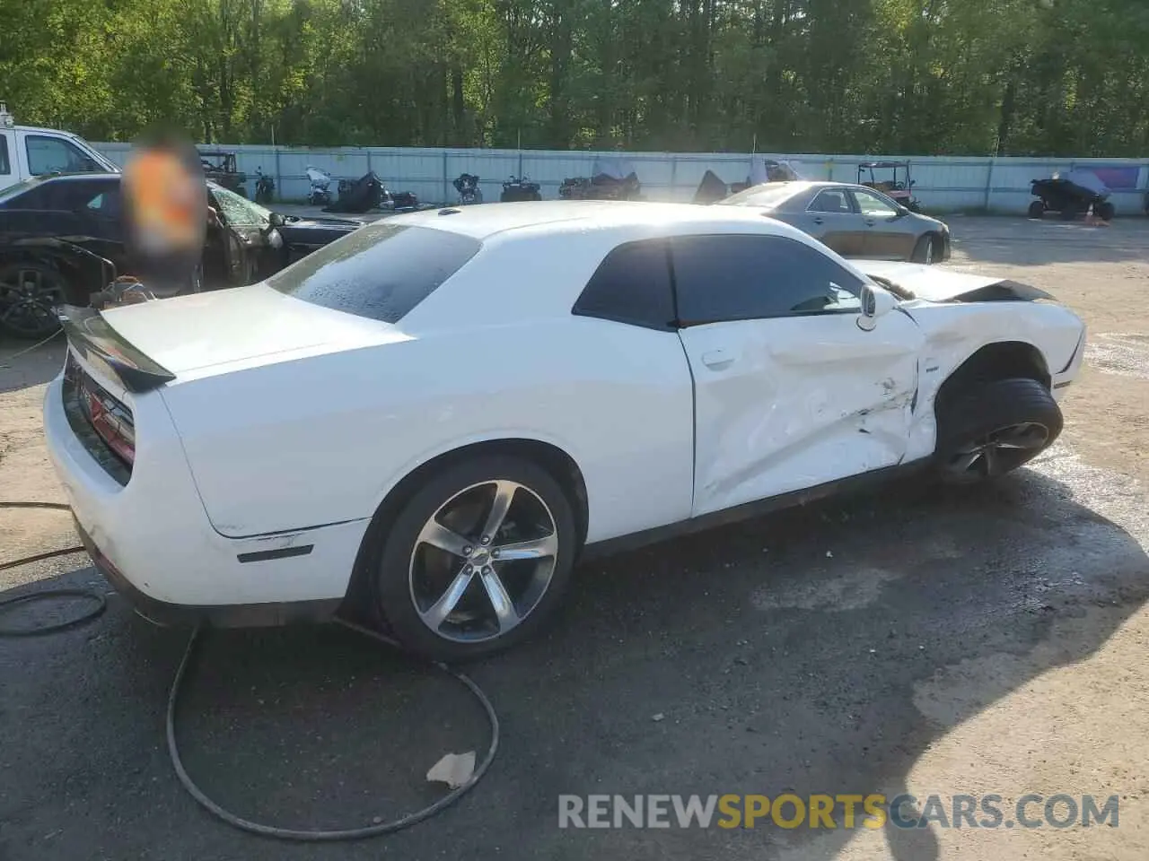 3 Photograph of a damaged car 2C3CDZBT8KH641638 DODGE CHALLENGER 2019