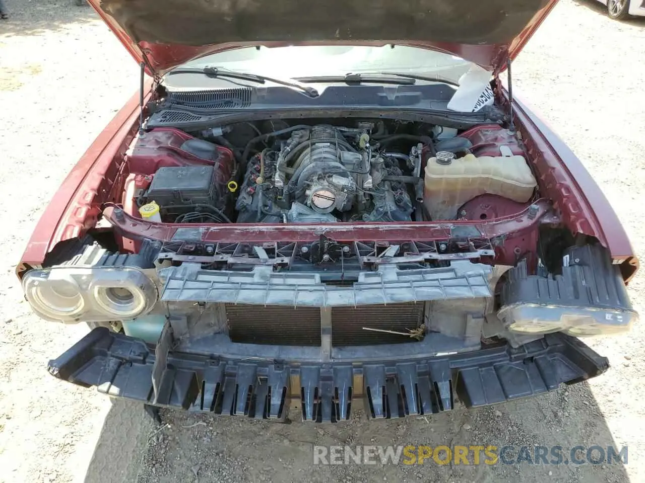 11 Photograph of a damaged car 2C3CDZBT8KH747751 DODGE CHALLENGER 2019