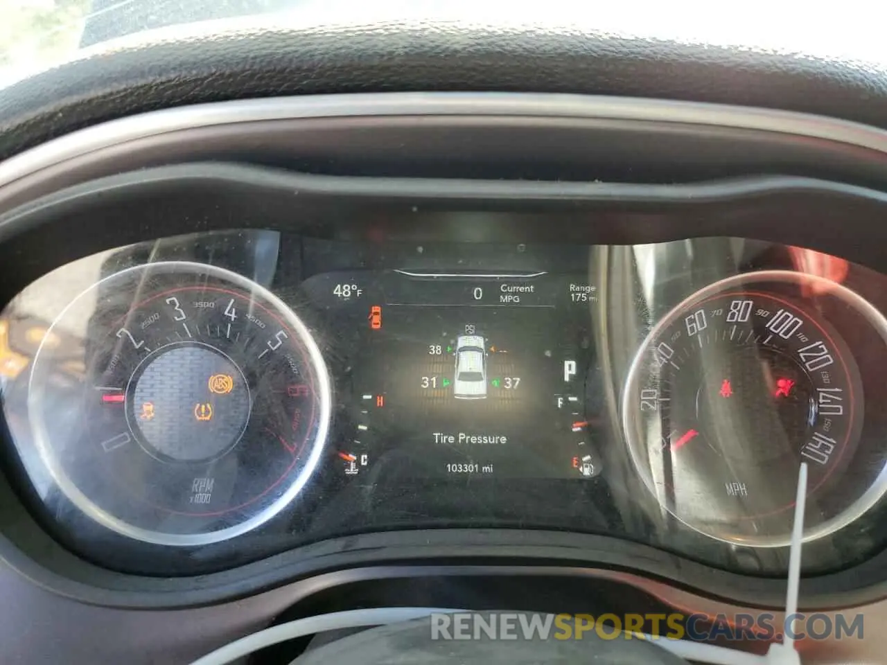 9 Photograph of a damaged car 2C3CDZBT9KH578369 DODGE CHALLENGER 2019