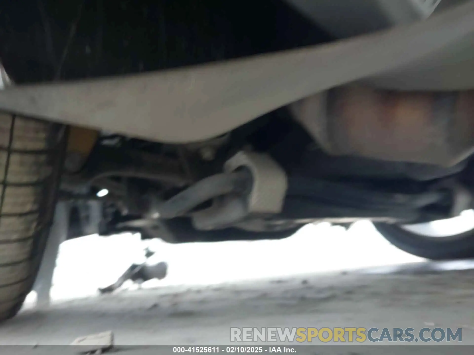 20 Photograph of a damaged car 2C3CDZBTXKH513336 DODGE CHALLENGER 2019