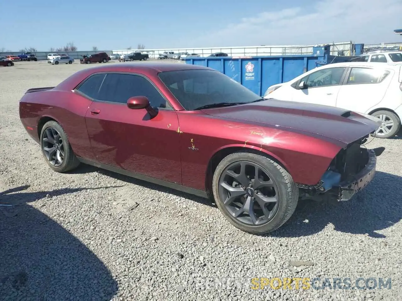 4 Photograph of a damaged car 2C3CDZBTXKH627689 DODGE CHALLENGER 2019