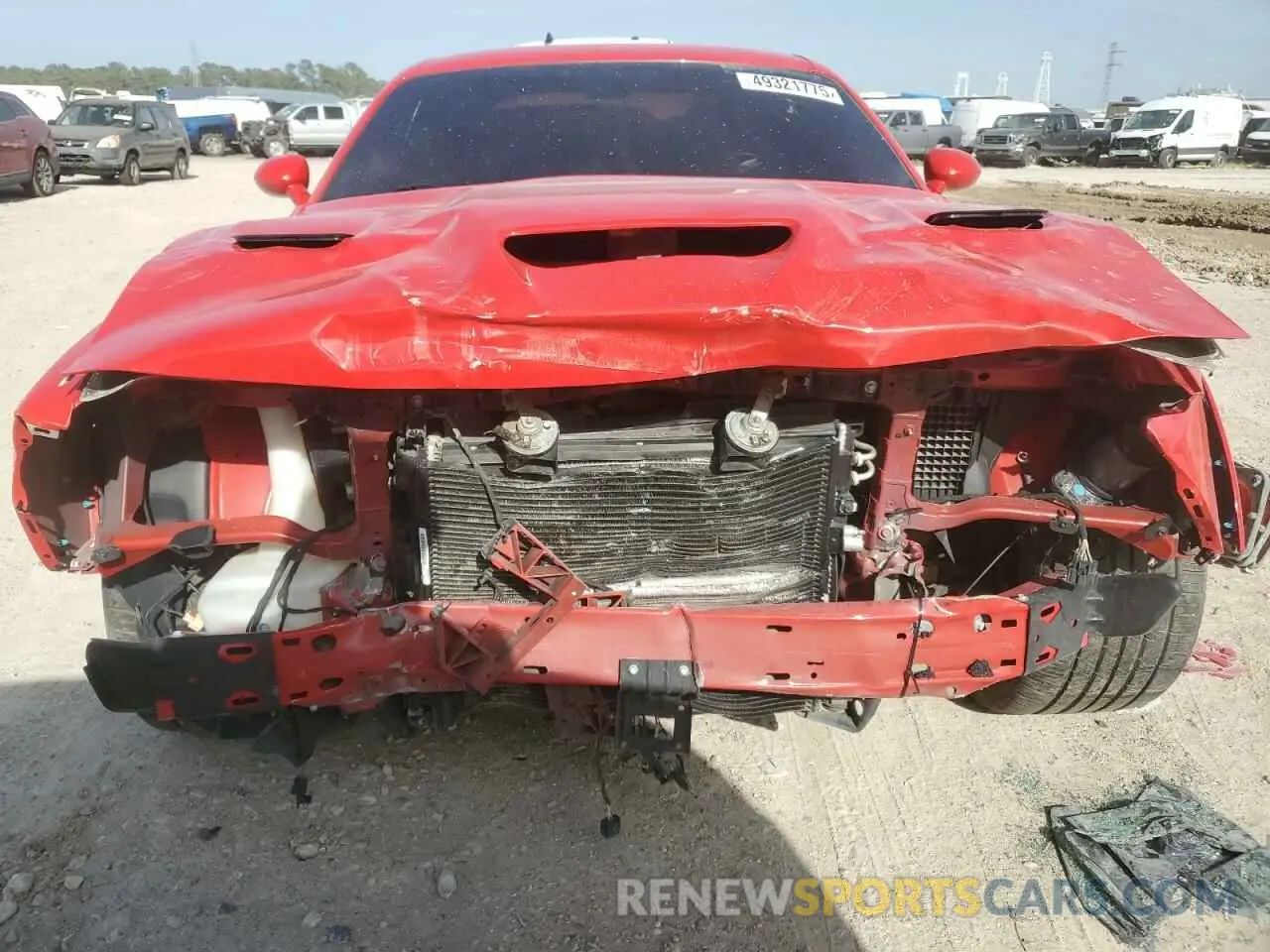 5 Photograph of a damaged car 2C3CDZFJ0KH505772 DODGE CHALLENGER 2019