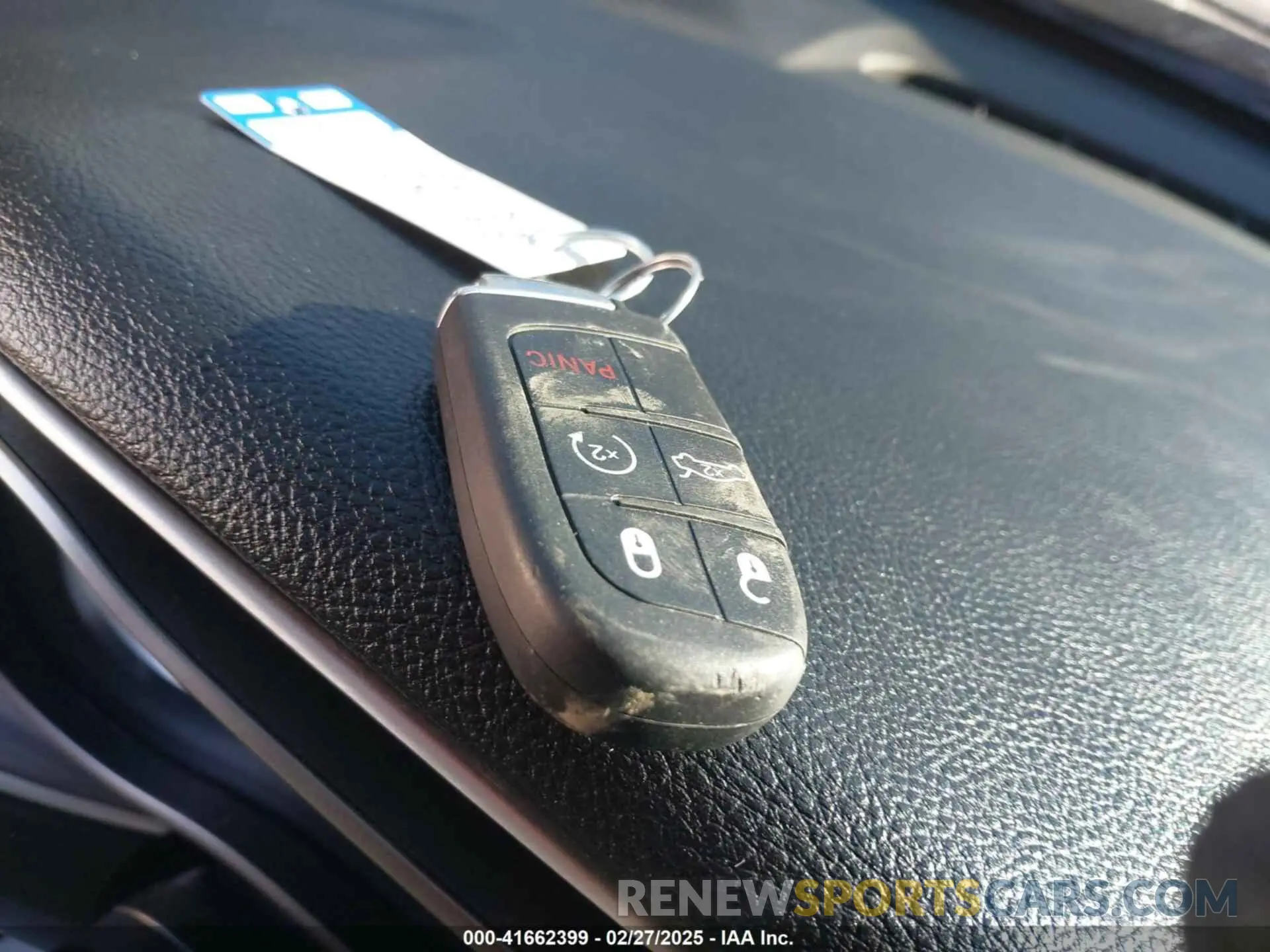11 Photograph of a damaged car 2C3CDZFJ0KH552252 DODGE CHALLENGER 2019