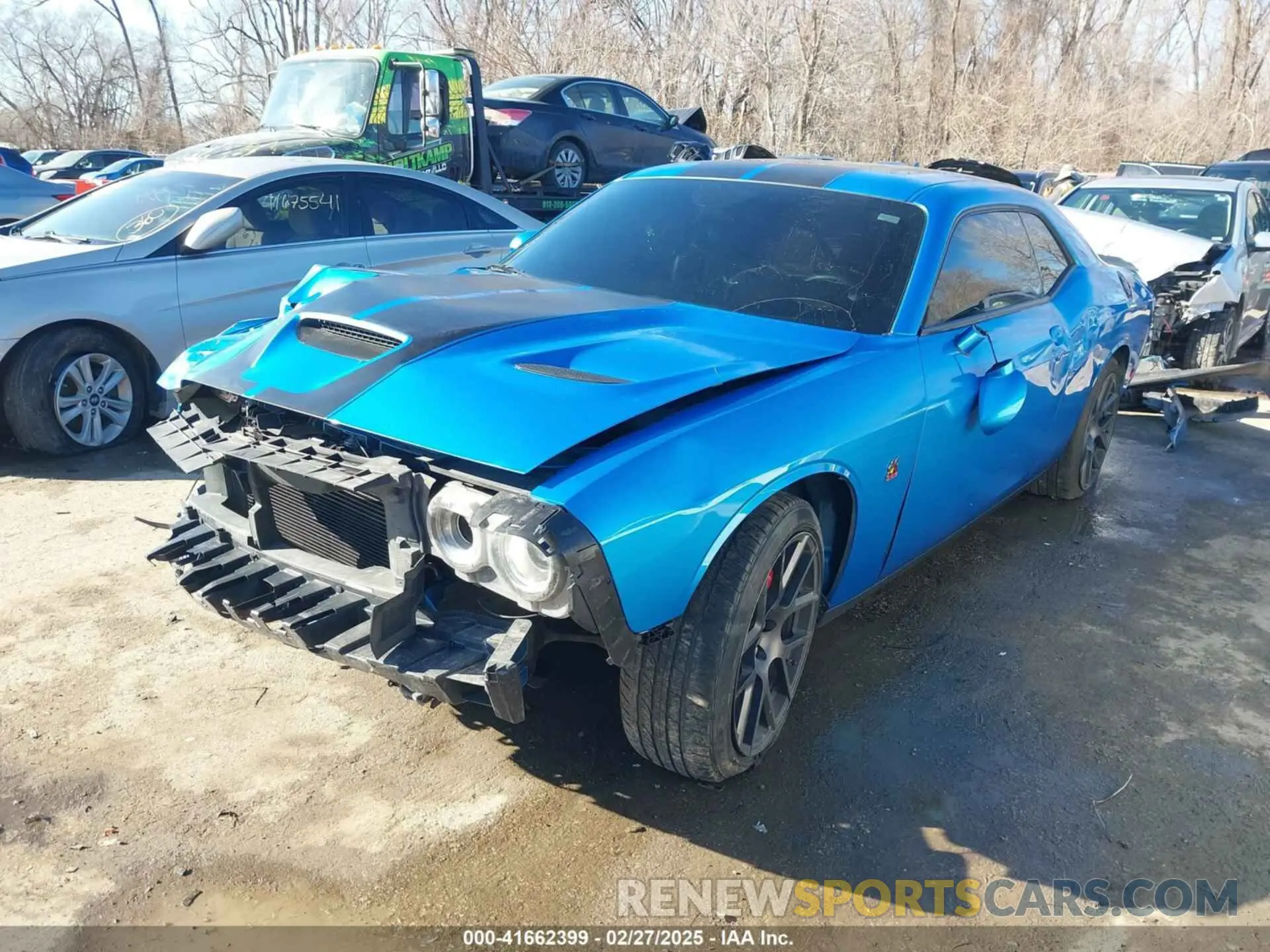 2 Photograph of a damaged car 2C3CDZFJ0KH552252 DODGE CHALLENGER 2019