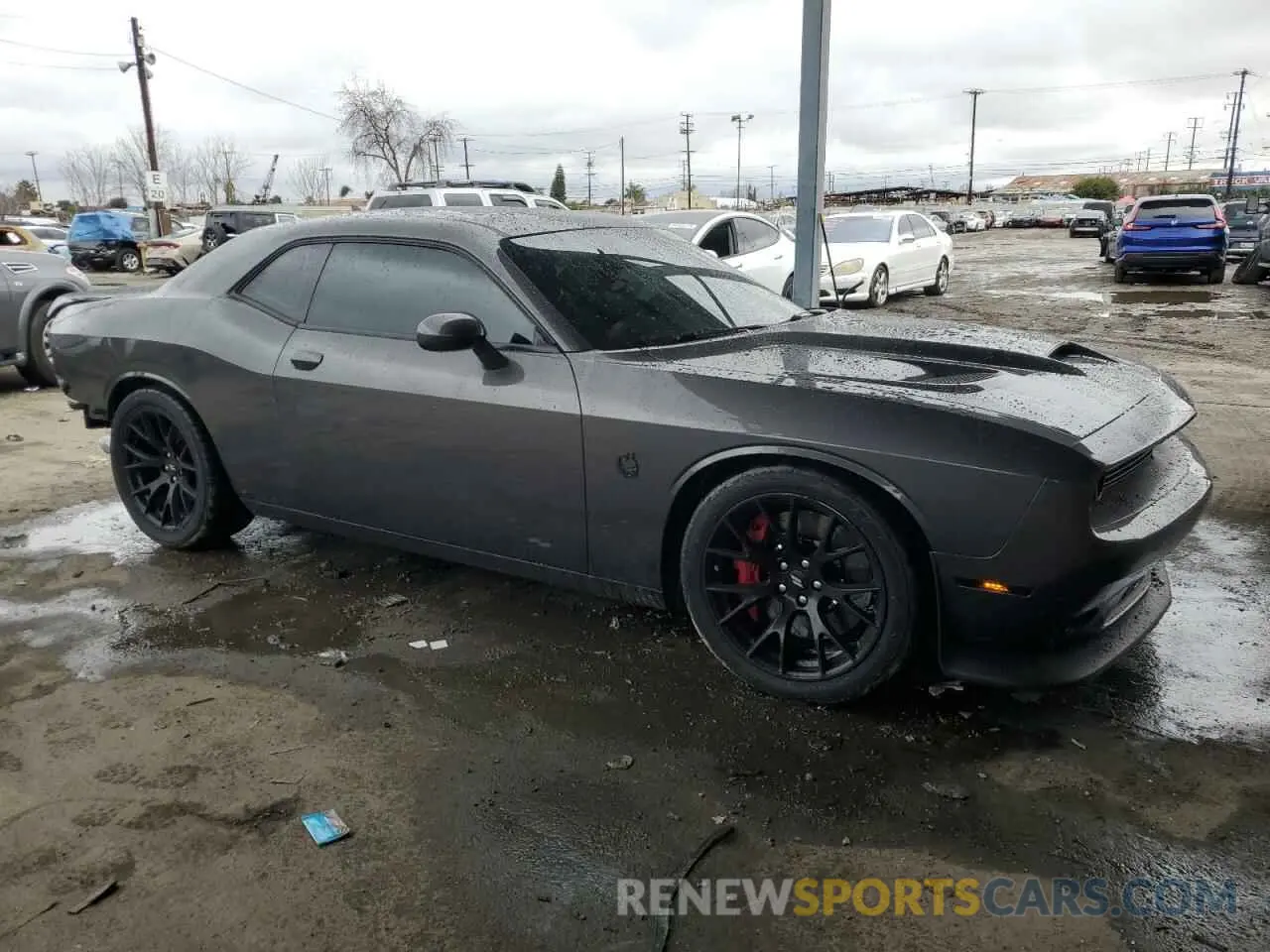 4 Photograph of a damaged car 2C3CDZFJ0KH574817 DODGE CHALLENGER 2019