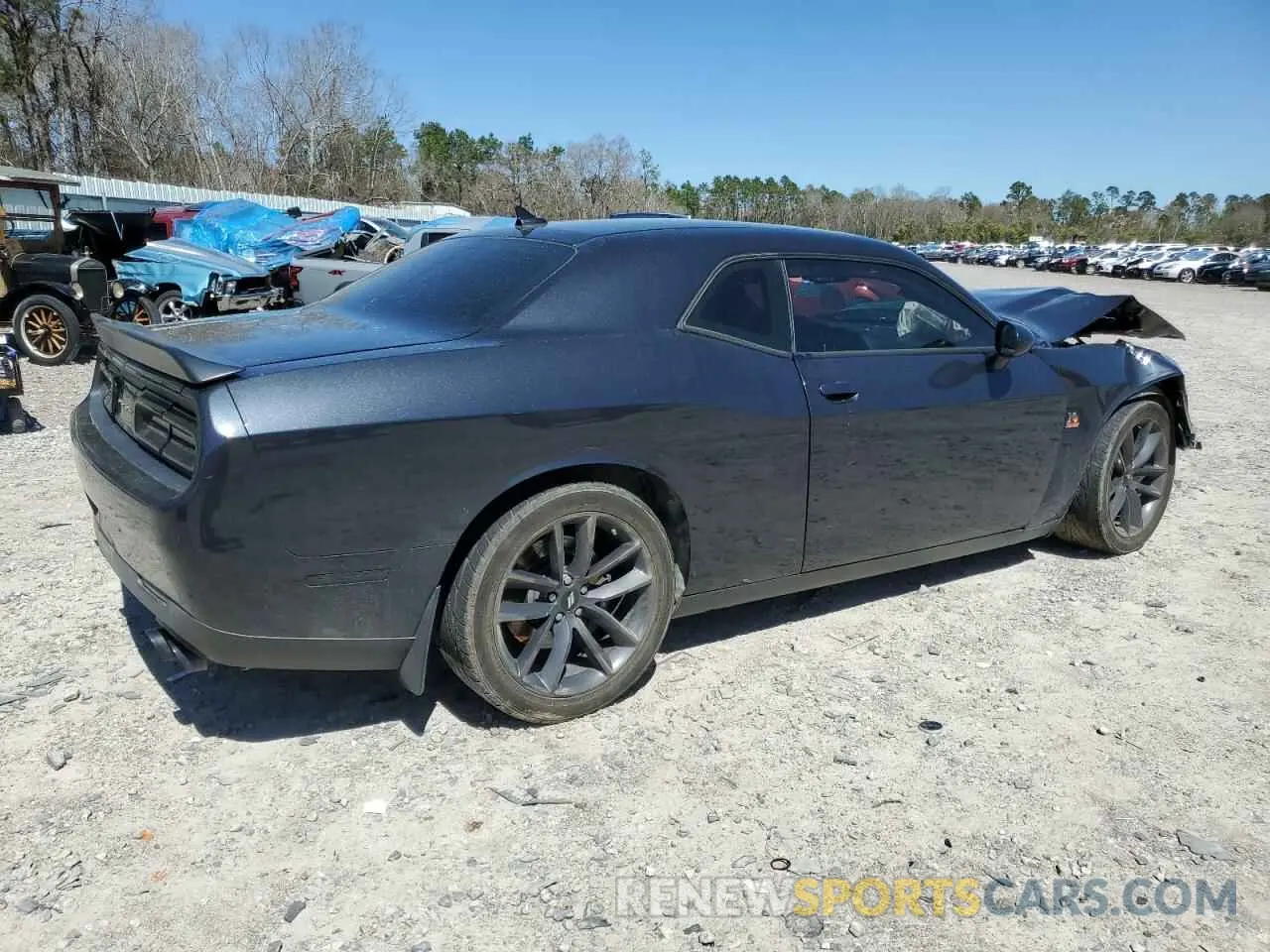 3 Photograph of a damaged car 2C3CDZFJ1KH530079 DODGE CHALLENGER 2019