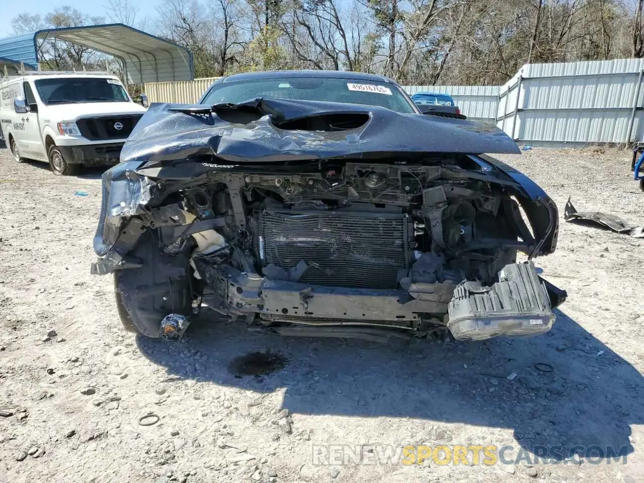 5 Photograph of a damaged car 2C3CDZFJ1KH530079 DODGE CHALLENGER 2019