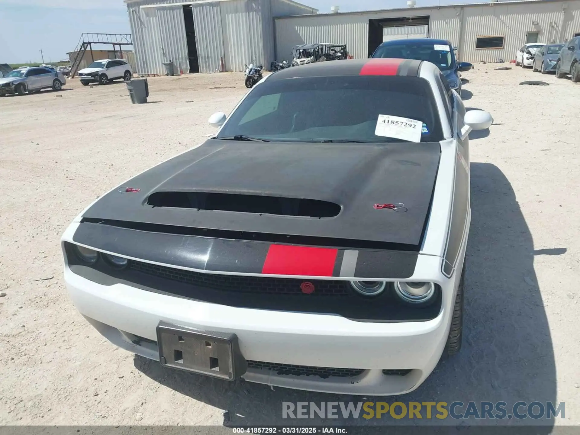 11 Photograph of a damaged car 2C3CDZFJ1KH546489 DODGE CHALLENGER 2019