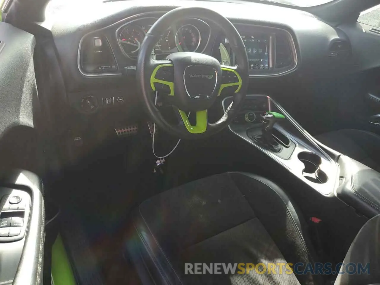8 Photograph of a damaged car 2C3CDZFJ2KH500296 DODGE CHALLENGER 2019