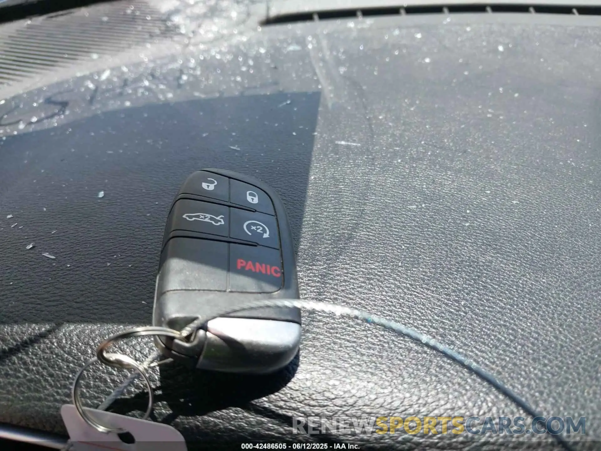 11 Photograph of a damaged car 2C3CDZFJ2KH579677 DODGE CHALLENGER 2019