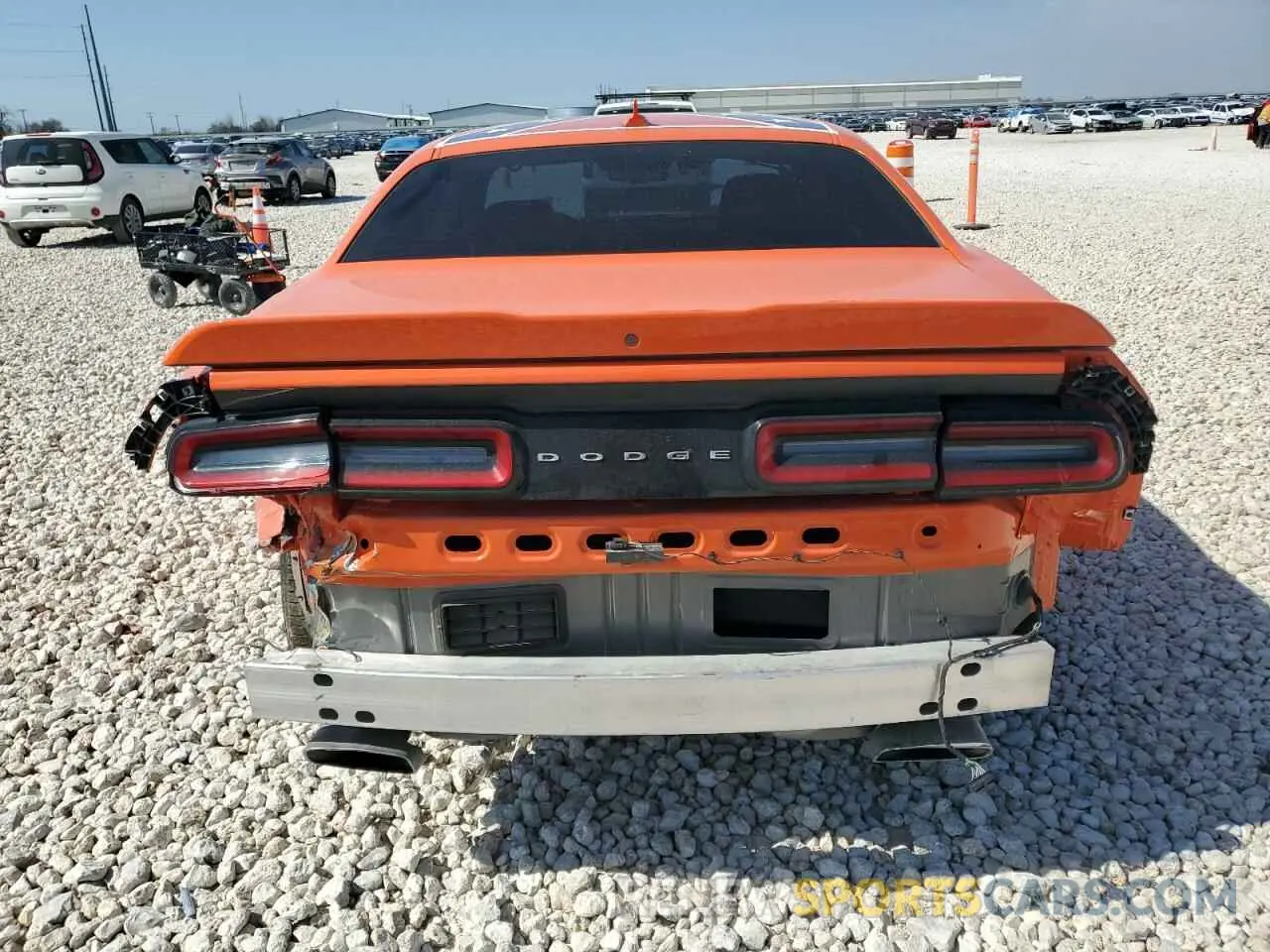 6 Photograph of a damaged car 2C3CDZFJ2KH719596 DODGE CHALLENGER 2019