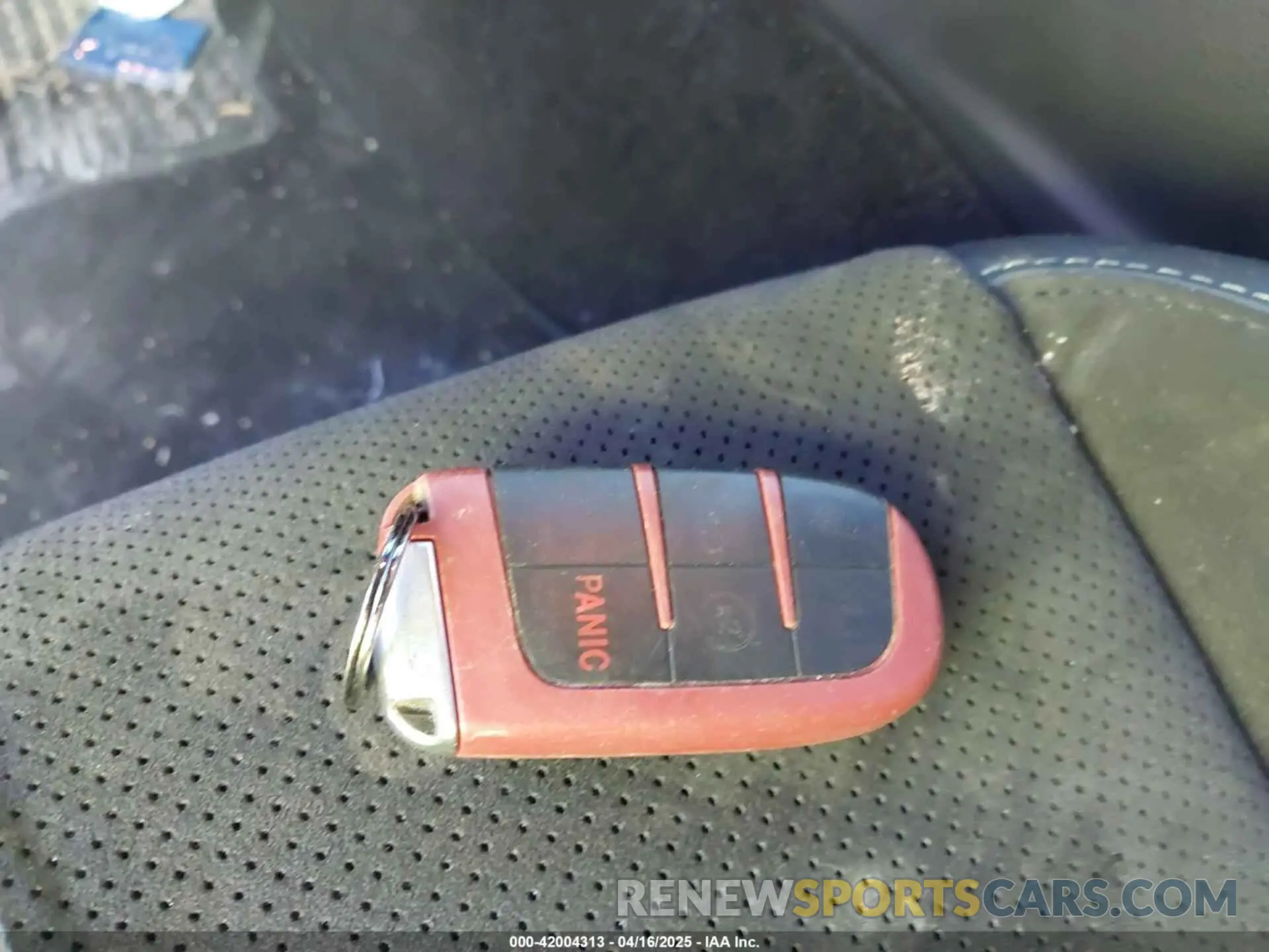 11 Photograph of a damaged car 2C3CDZFJ3KH503613 DODGE CHALLENGER 2019