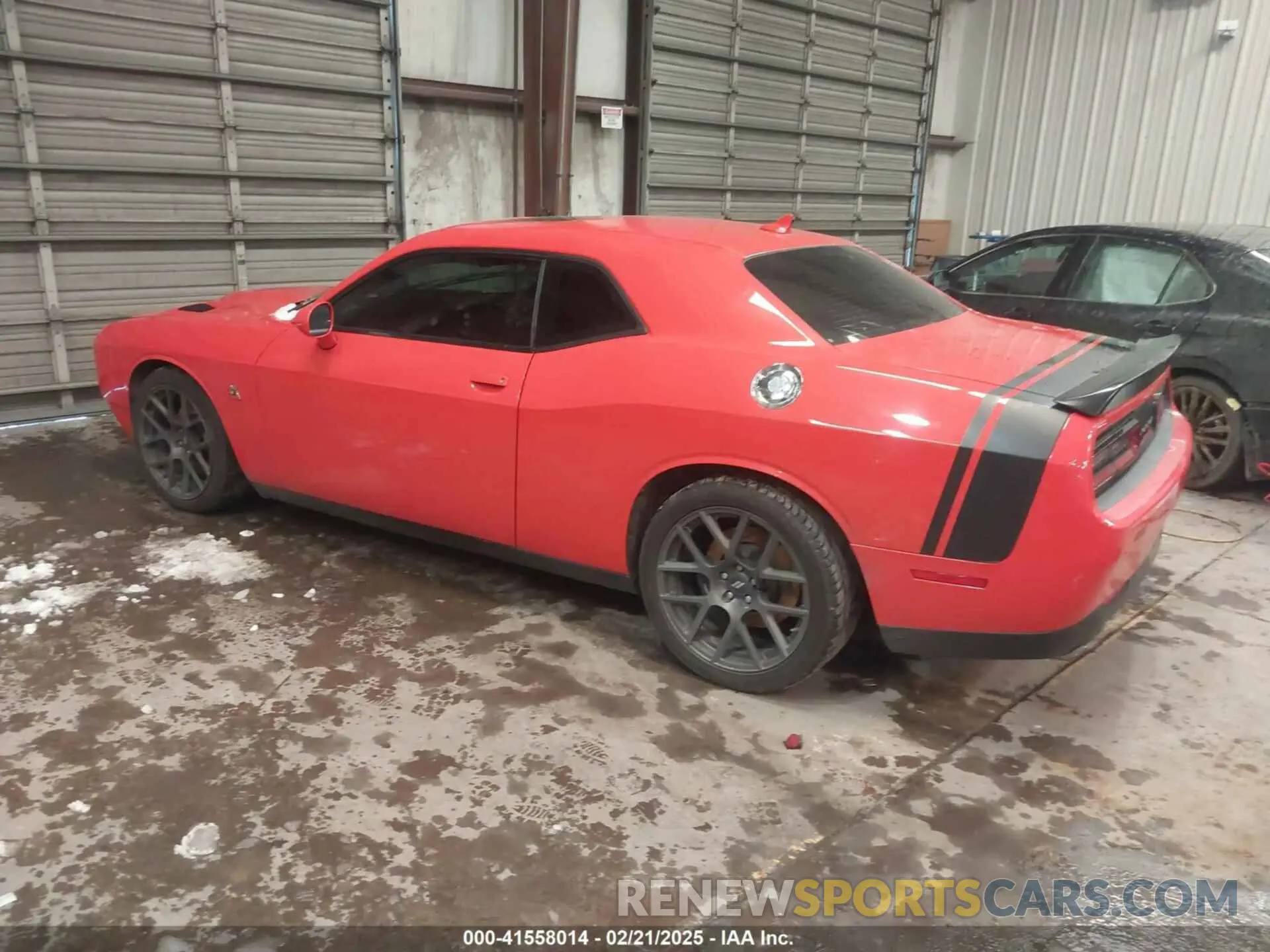 3 Photograph of a damaged car 2C3CDZFJ3KH626859 DODGE CHALLENGER 2019