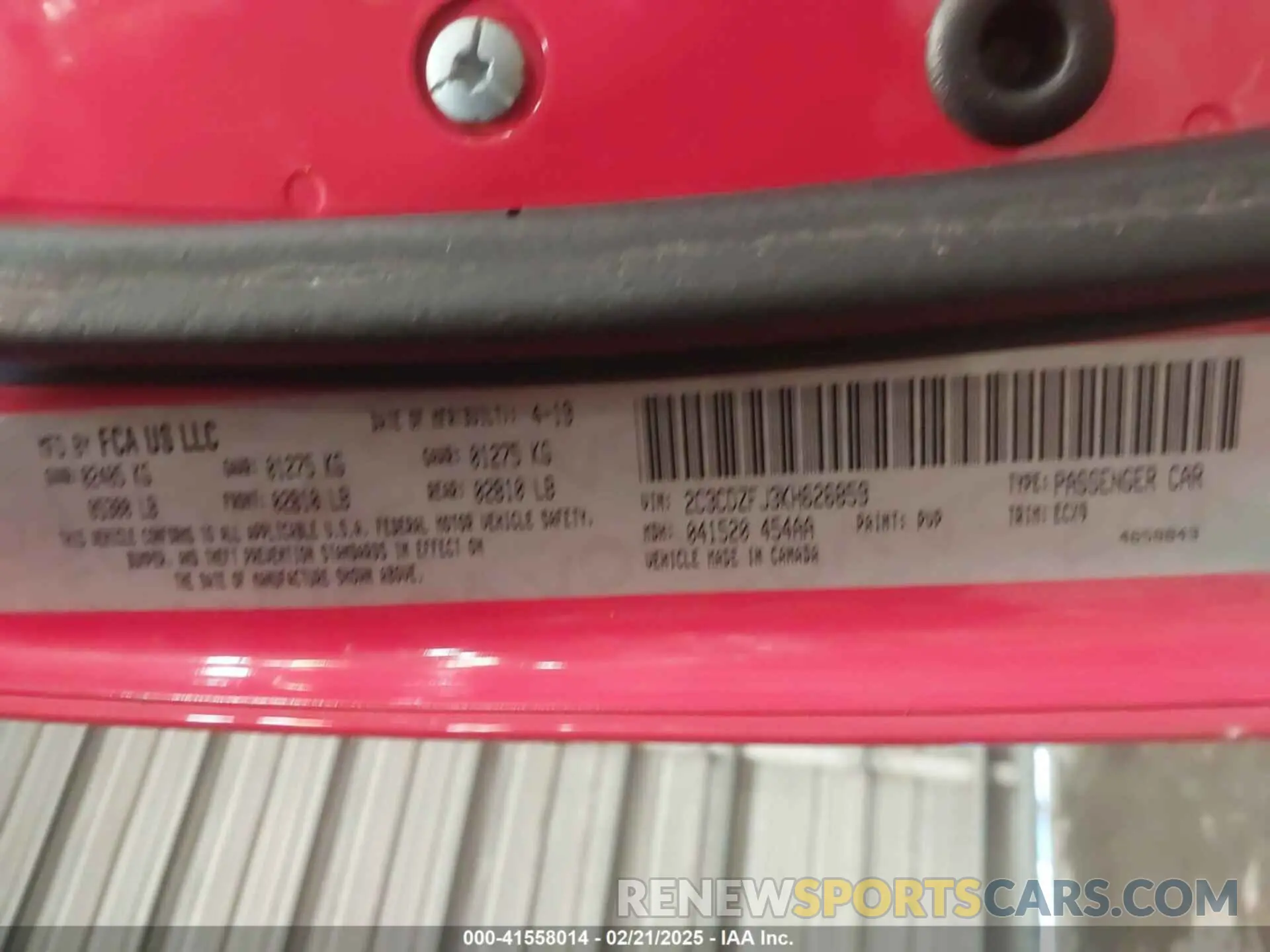 9 Photograph of a damaged car 2C3CDZFJ3KH626859 DODGE CHALLENGER 2019