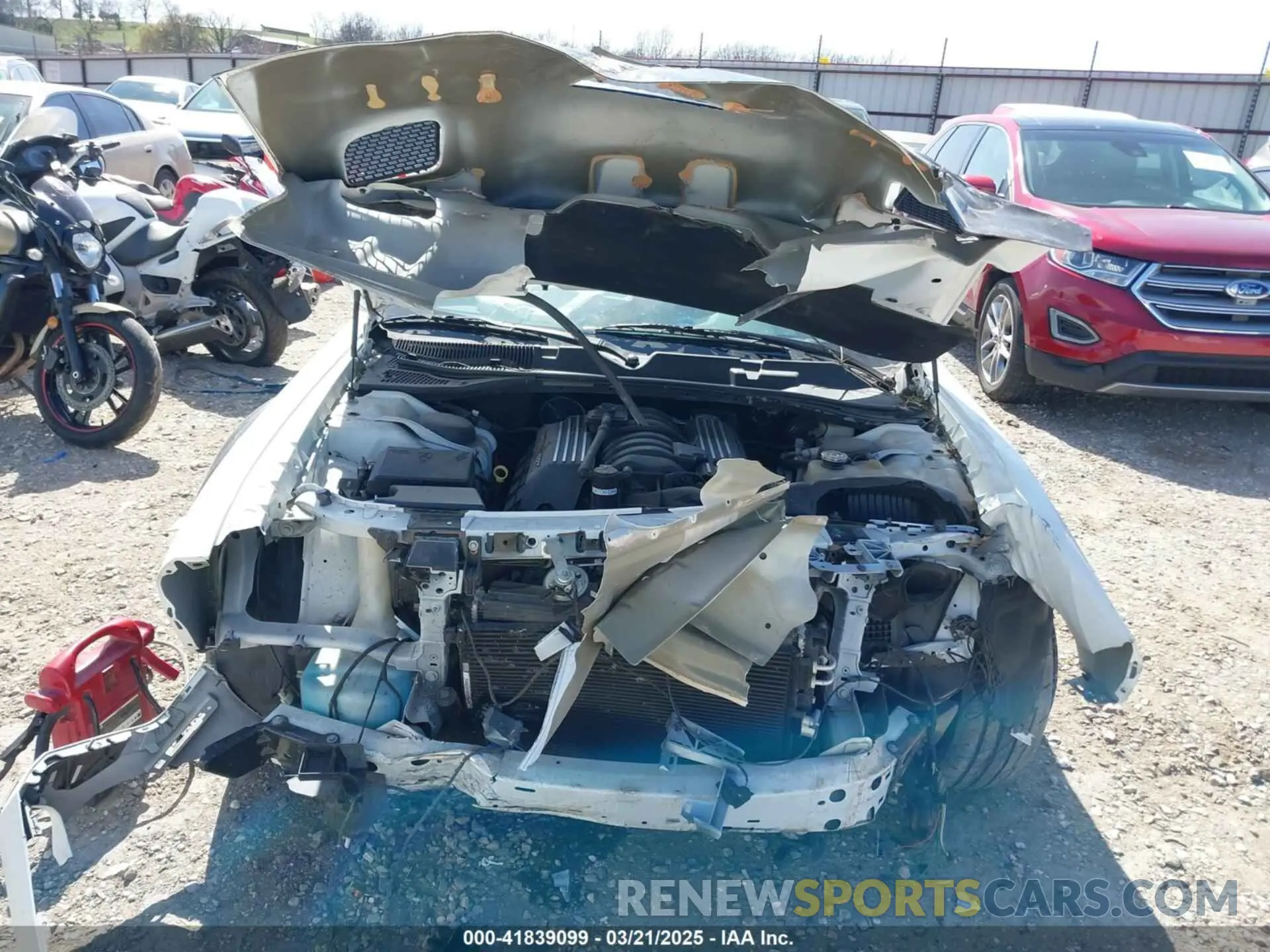 6 Photograph of a damaged car 2C3CDZFJ3KH724029 DODGE CHALLENGER 2019