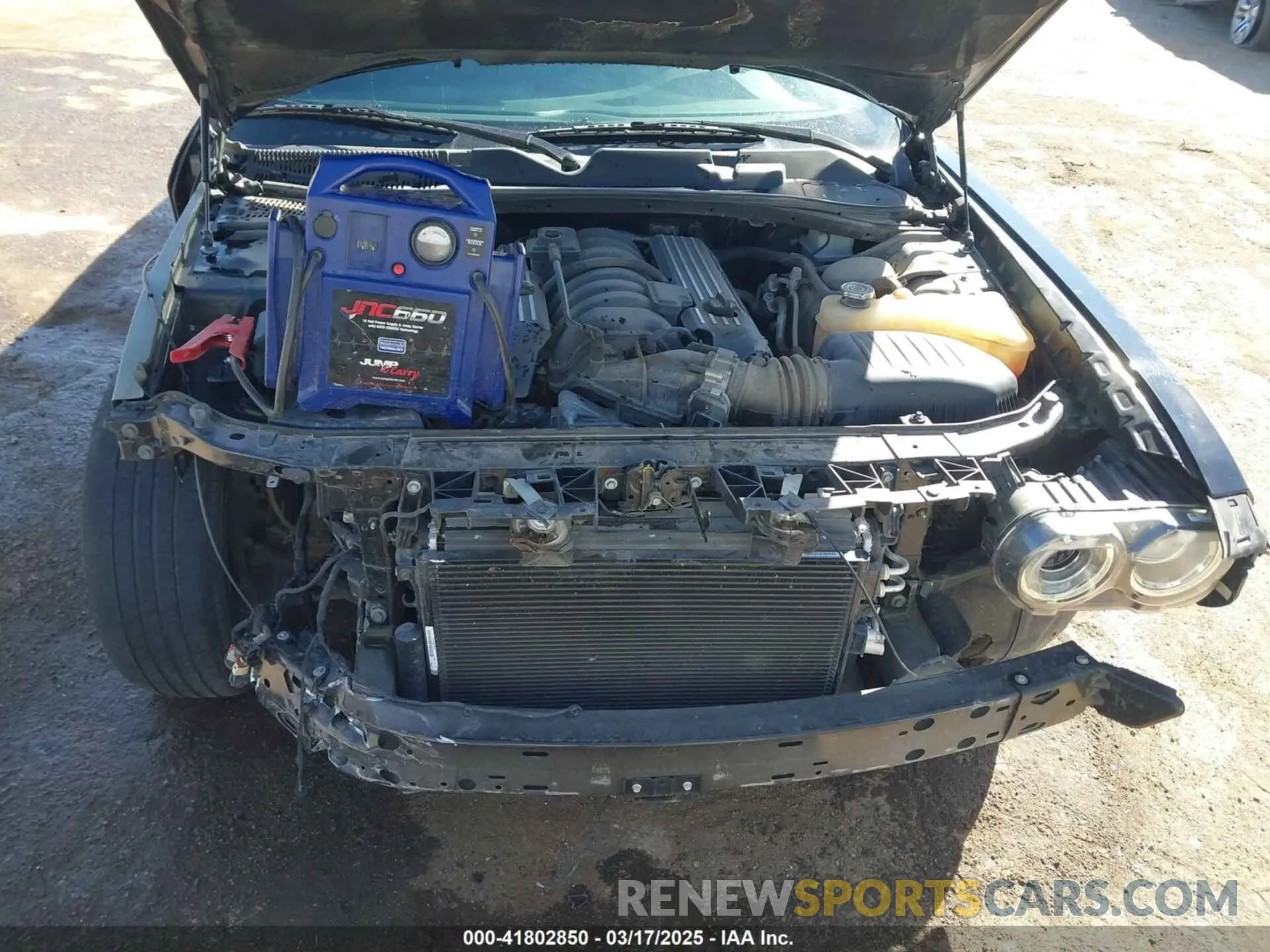10 Photograph of a damaged car 2C3CDZFJ3KH747617 DODGE CHALLENGER 2019