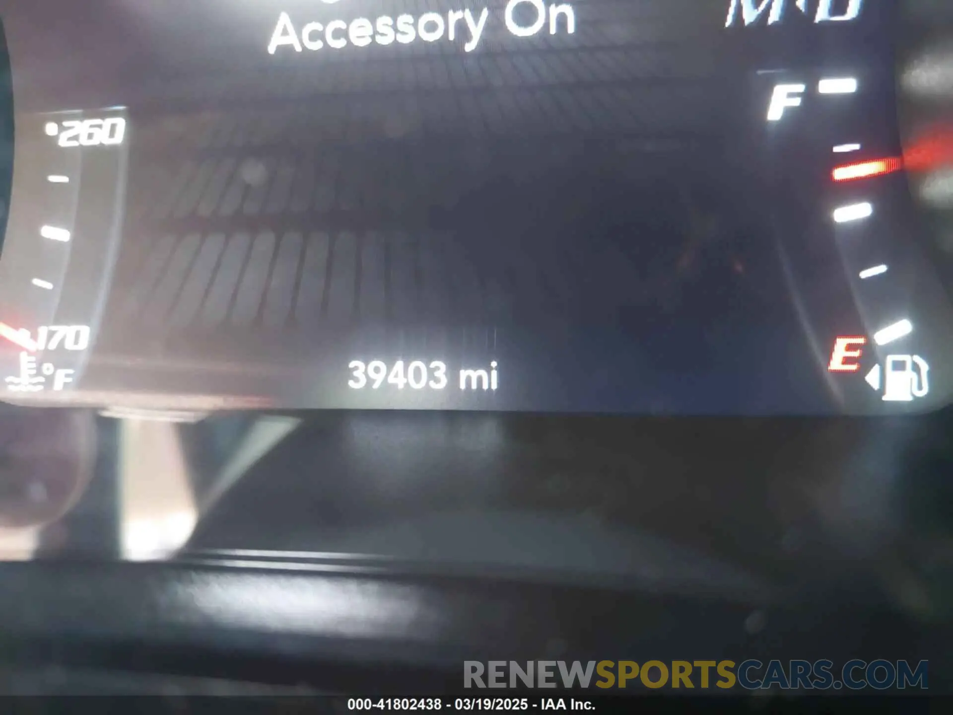 16 Photograph of a damaged car 2C3CDZFJ4KH625400 DODGE CHALLENGER 2019