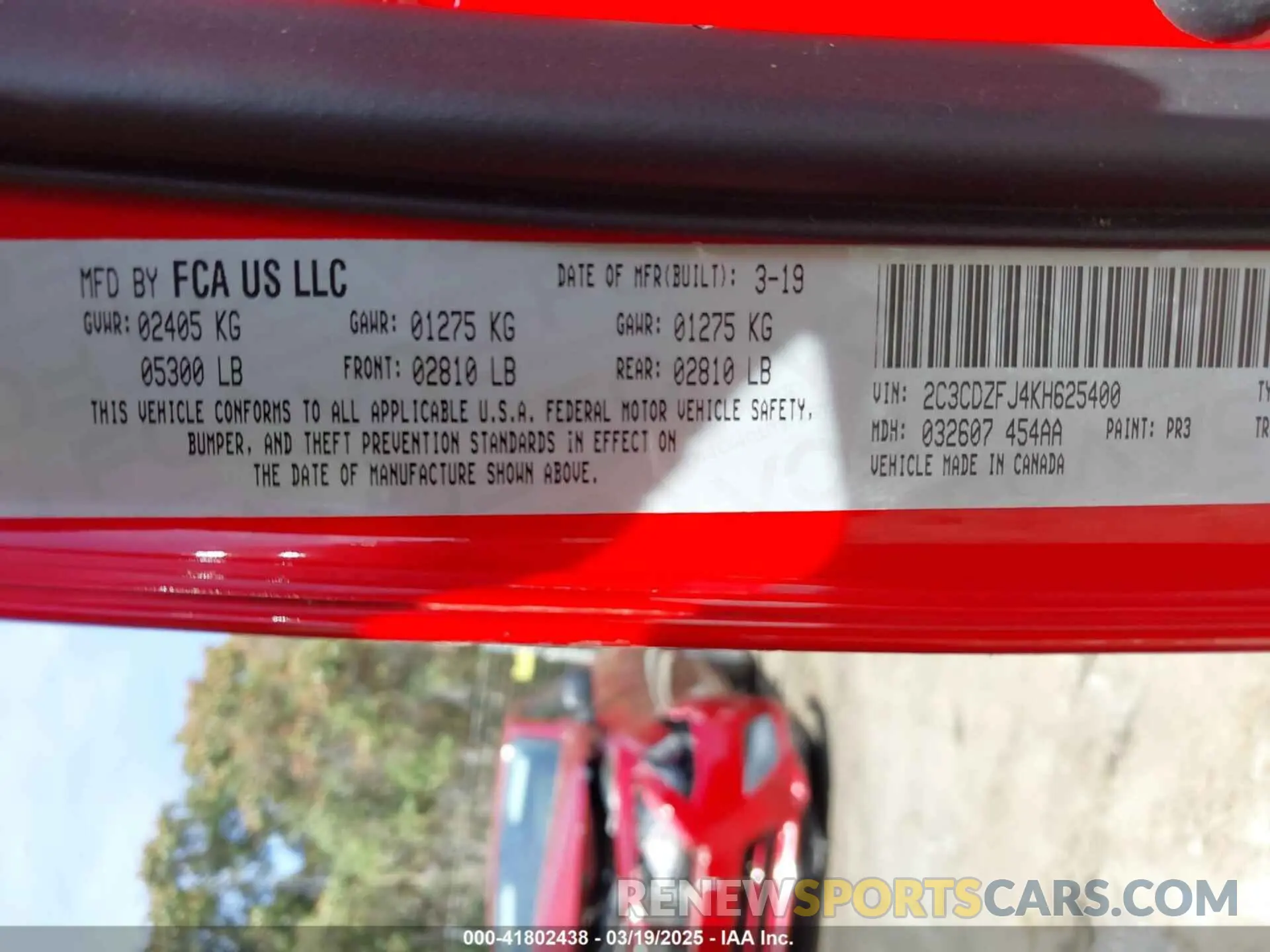 9 Photograph of a damaged car 2C3CDZFJ4KH625400 DODGE CHALLENGER 2019