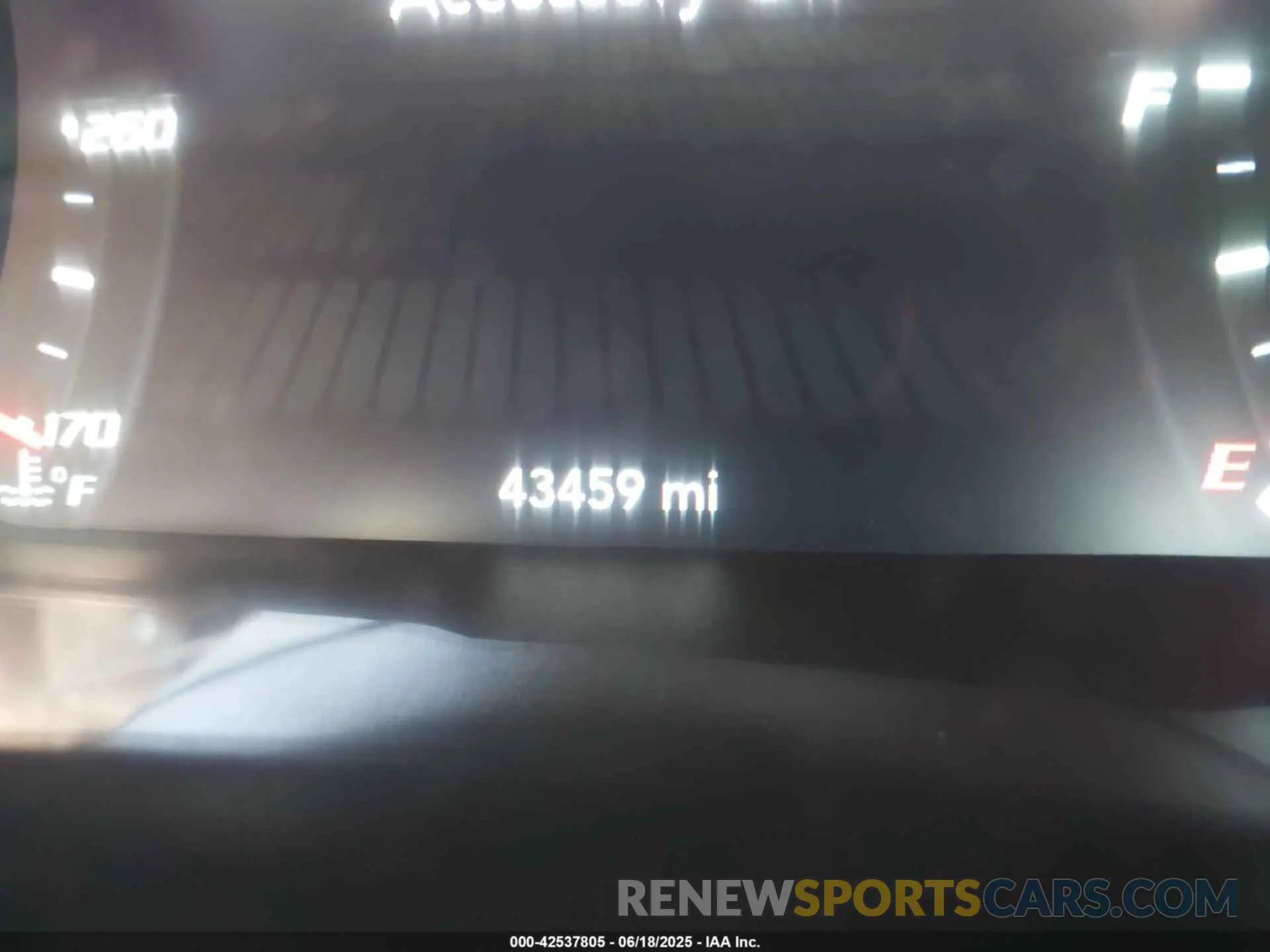 16 Photograph of a damaged car 2C3CDZFJ5KH529257 DODGE CHALLENGER 2019