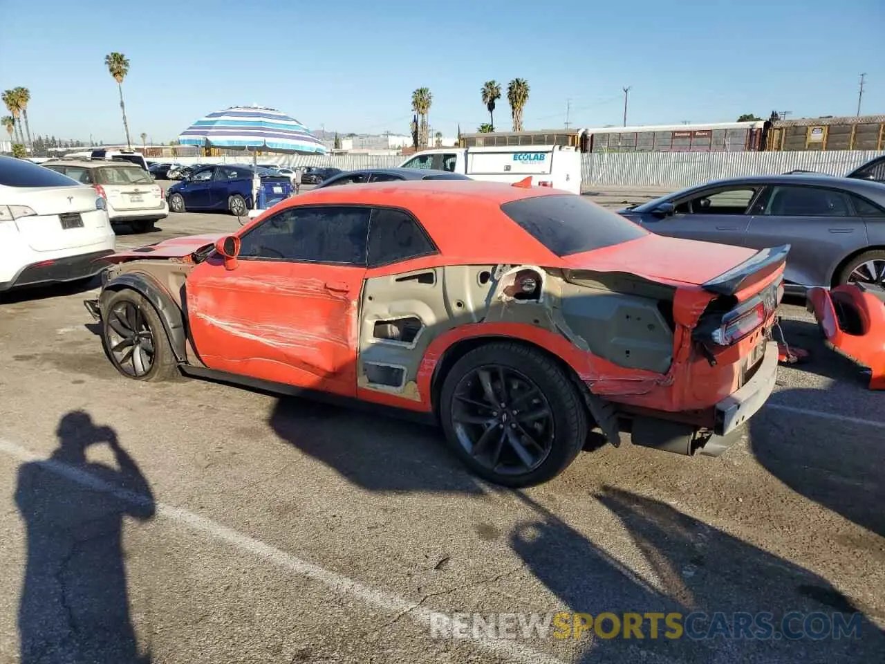 2 Photograph of a damaged car 2C3CDZFJ5KH574070 DODGE CHALLENGER 2019