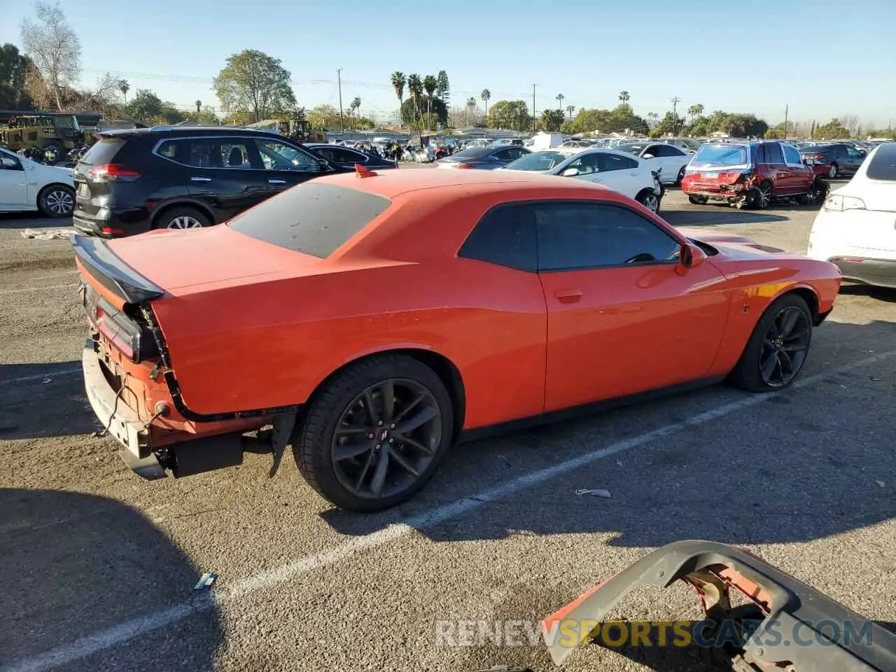 3 Photograph of a damaged car 2C3CDZFJ5KH574070 DODGE CHALLENGER 2019