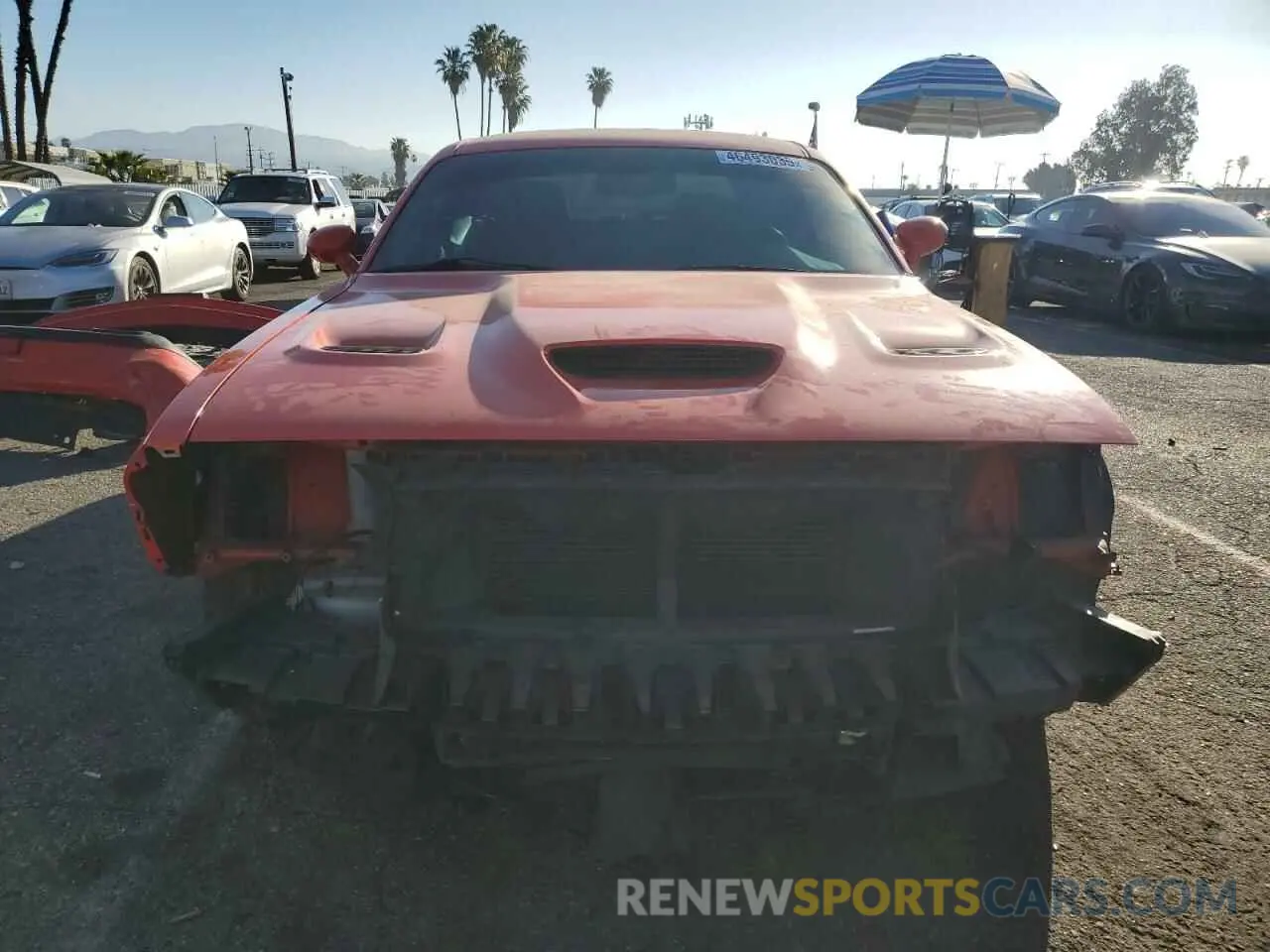 5 Photograph of a damaged car 2C3CDZFJ5KH574070 DODGE CHALLENGER 2019