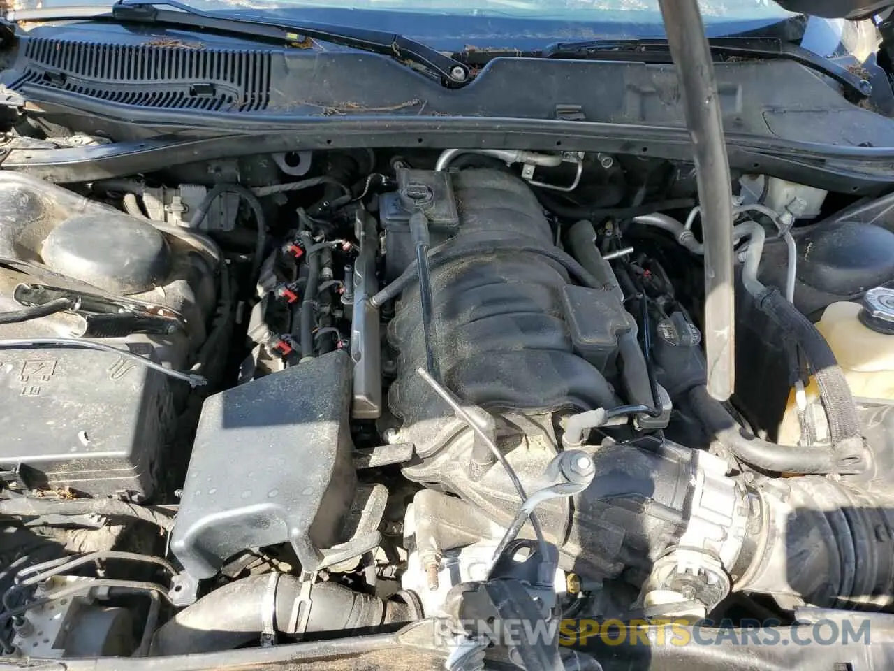 11 Photograph of a damaged car 2C3CDZFJ5KH723769 DODGE CHALLENGER 2019