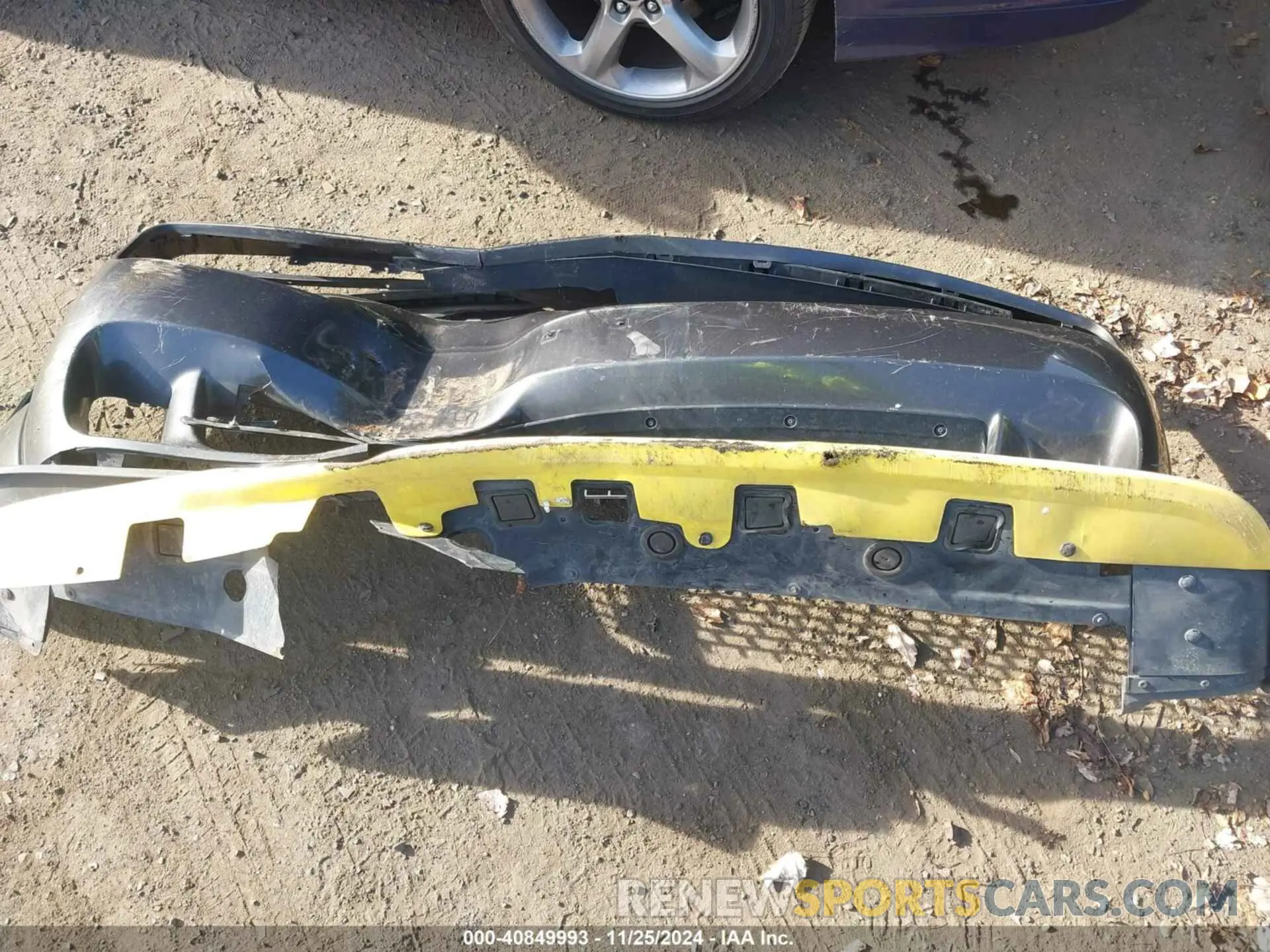 12 Photograph of a damaged car 2C3CDZFJ6KH529252 DODGE CHALLENGER 2019