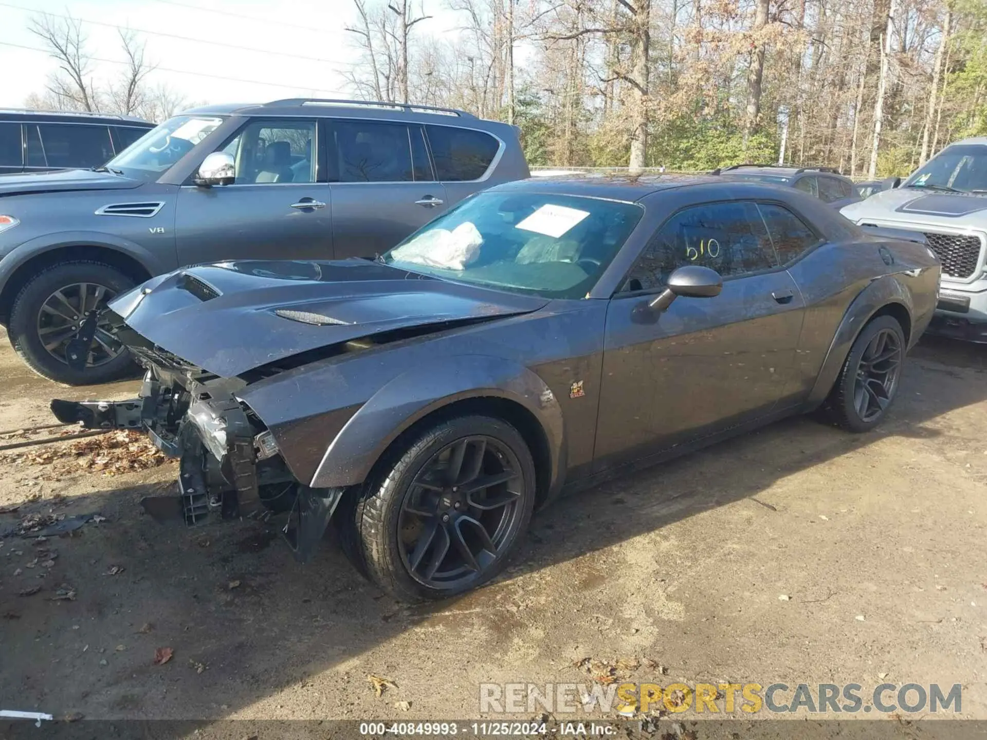 2 Photograph of a damaged car 2C3CDZFJ6KH529252 DODGE CHALLENGER 2019