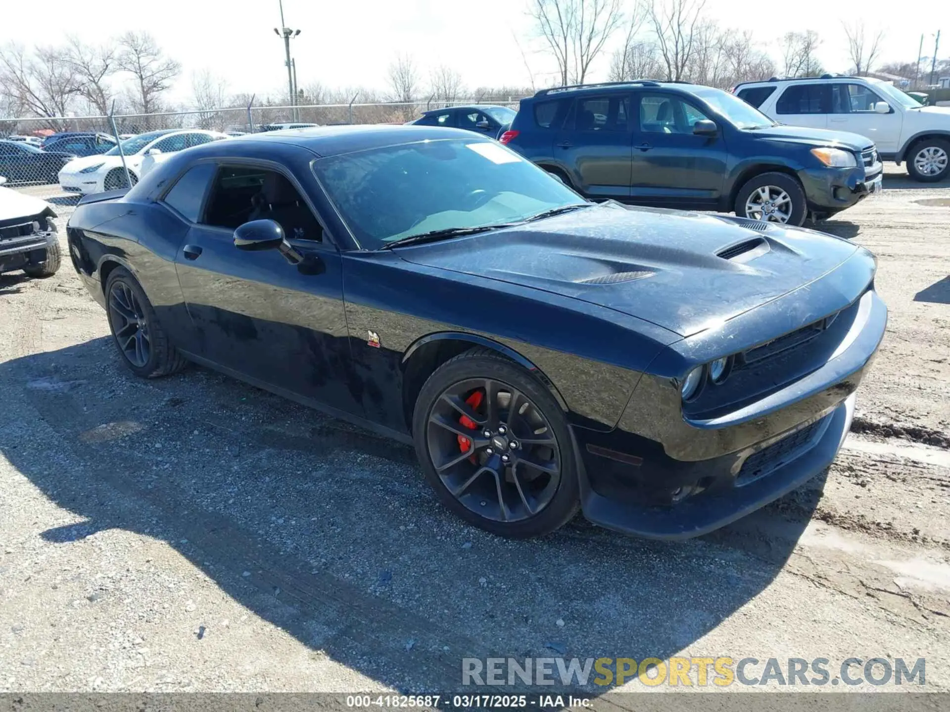 1 Photograph of a damaged car 2C3CDZFJ6KH737244 DODGE CHALLENGER 2019