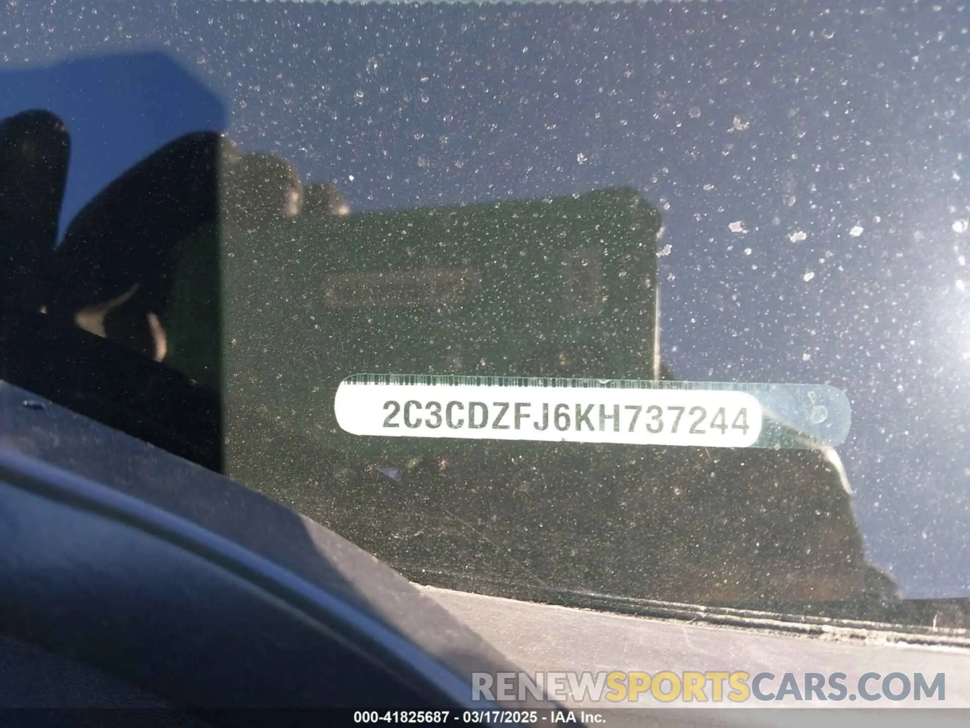 9 Photograph of a damaged car 2C3CDZFJ6KH737244 DODGE CHALLENGER 2019