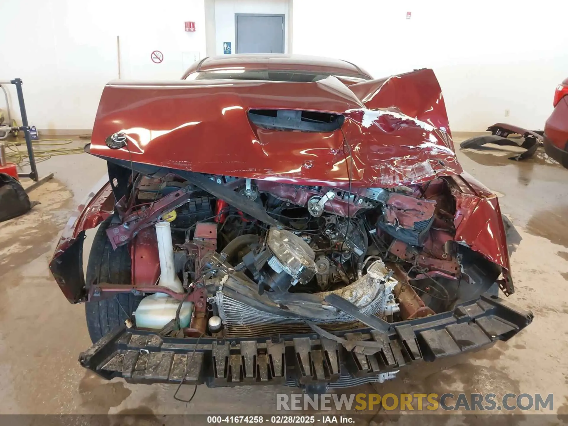 13 Photograph of a damaged car 2C3CDZFJ7KH505994 DODGE CHALLENGER 2019